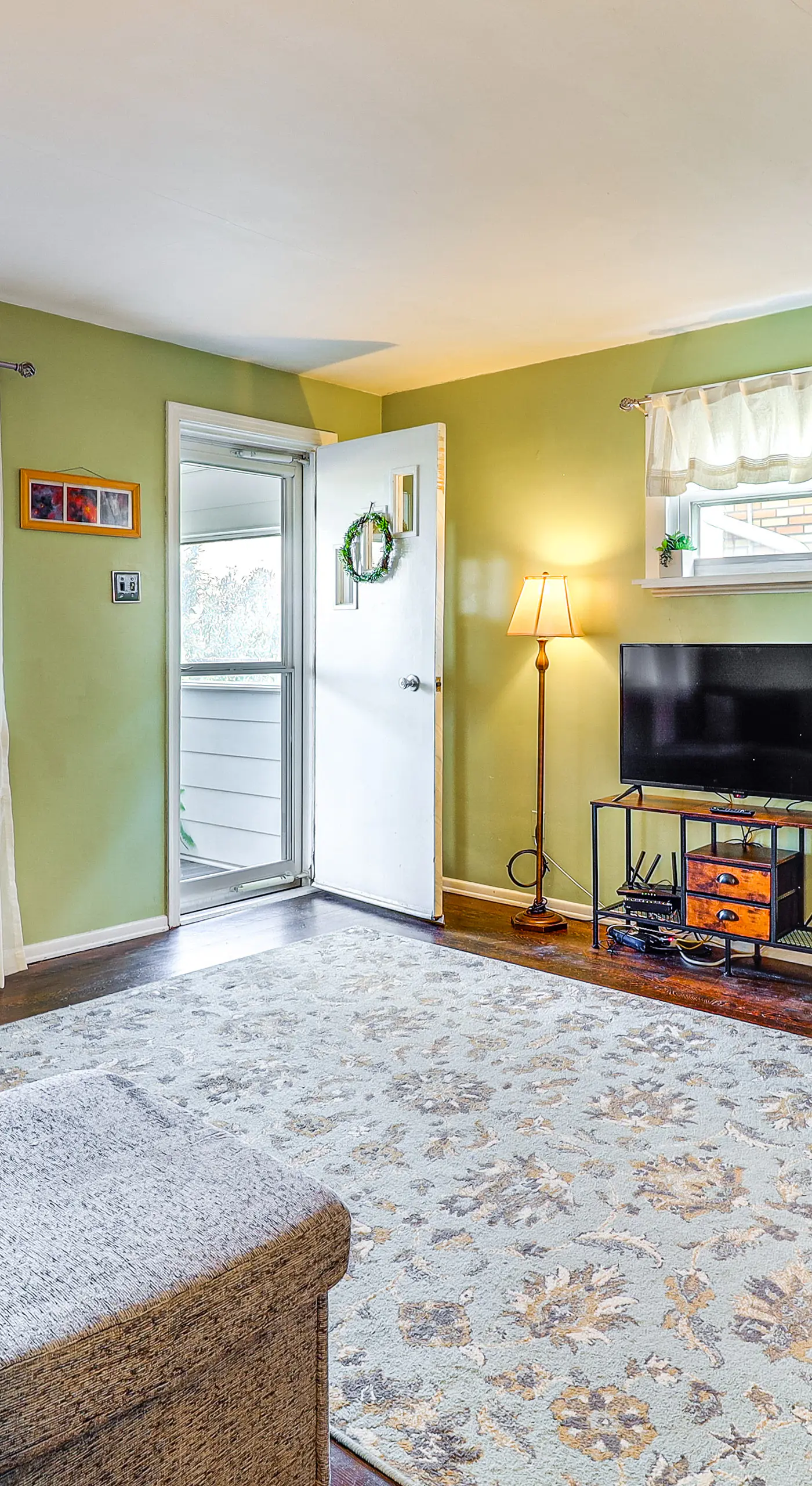 Game Room & Fire Pit: West Mifflin Home!