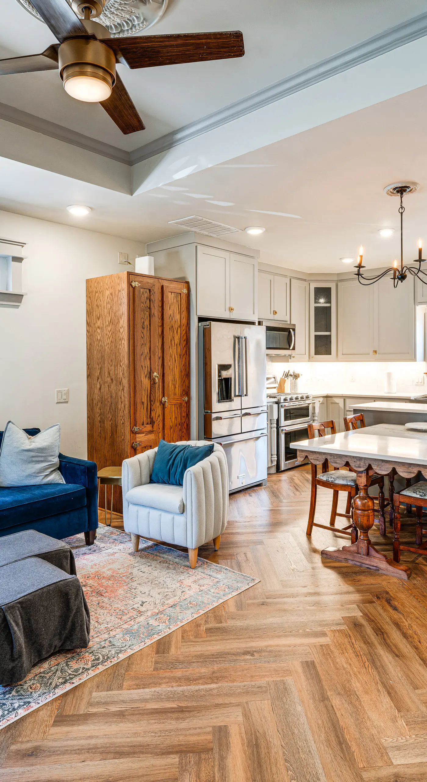 Walkable Dallas Bungalow: 4 Mi to Downtown