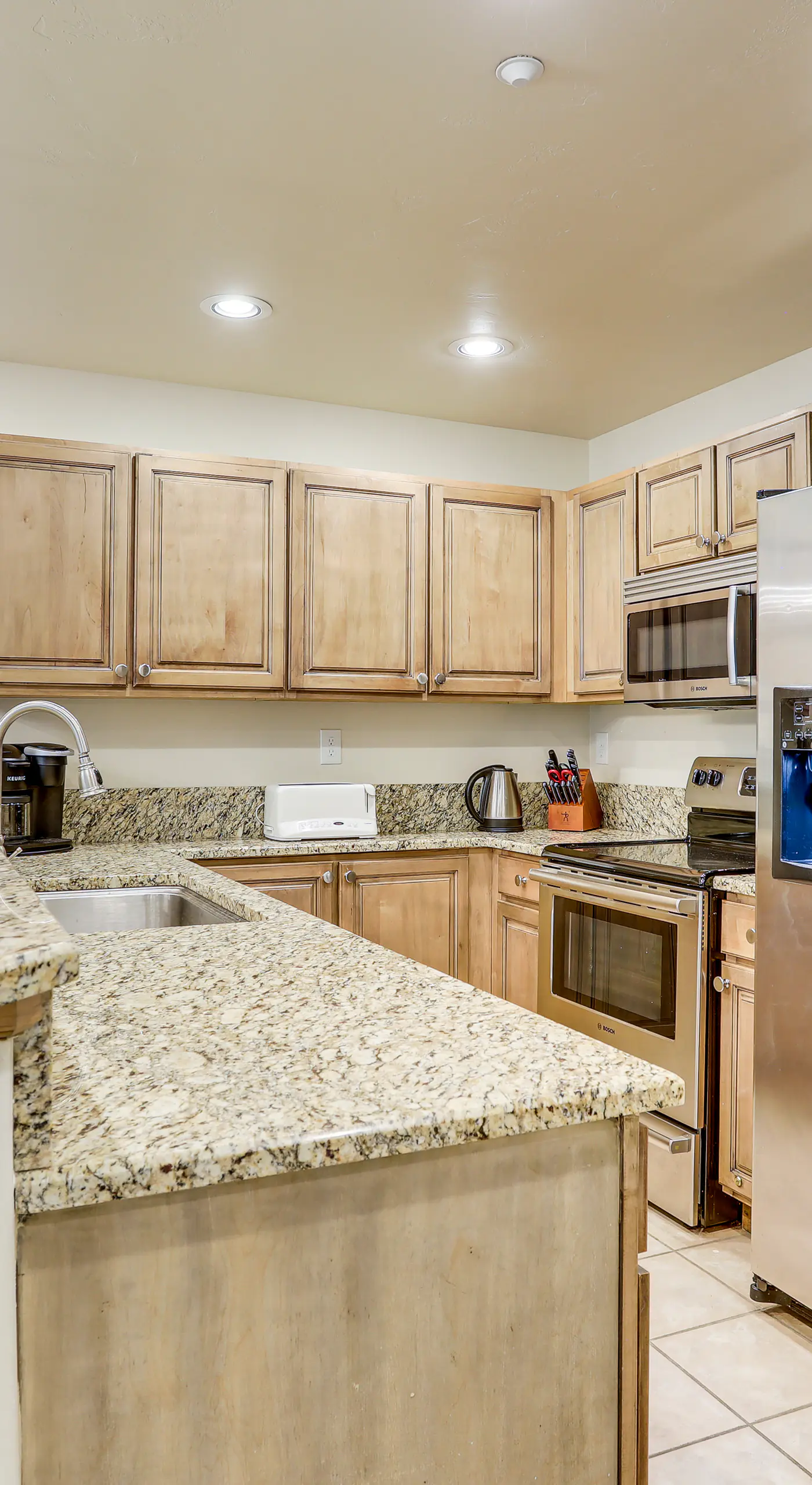 Walk to Lift: Arrowhead Ski Condo w/ Pool Access!