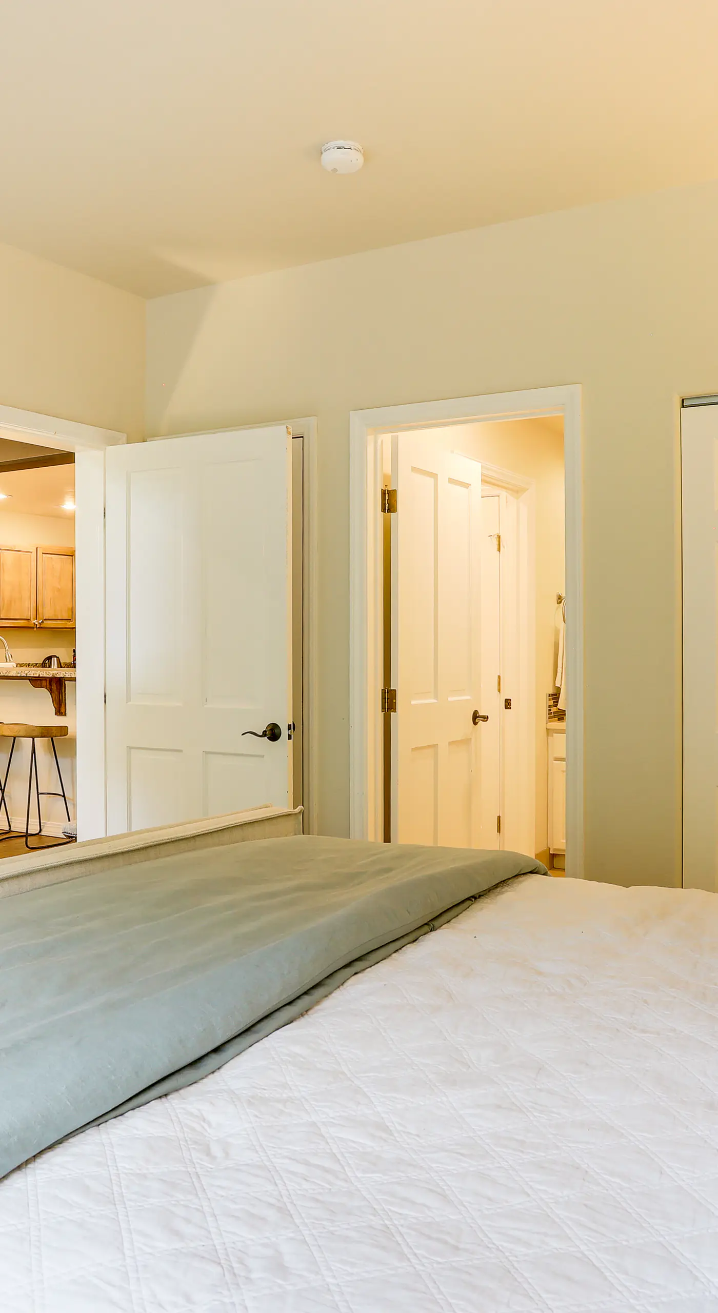 Walk to Lift: Arrowhead Ski Condo w/ Pool Access!