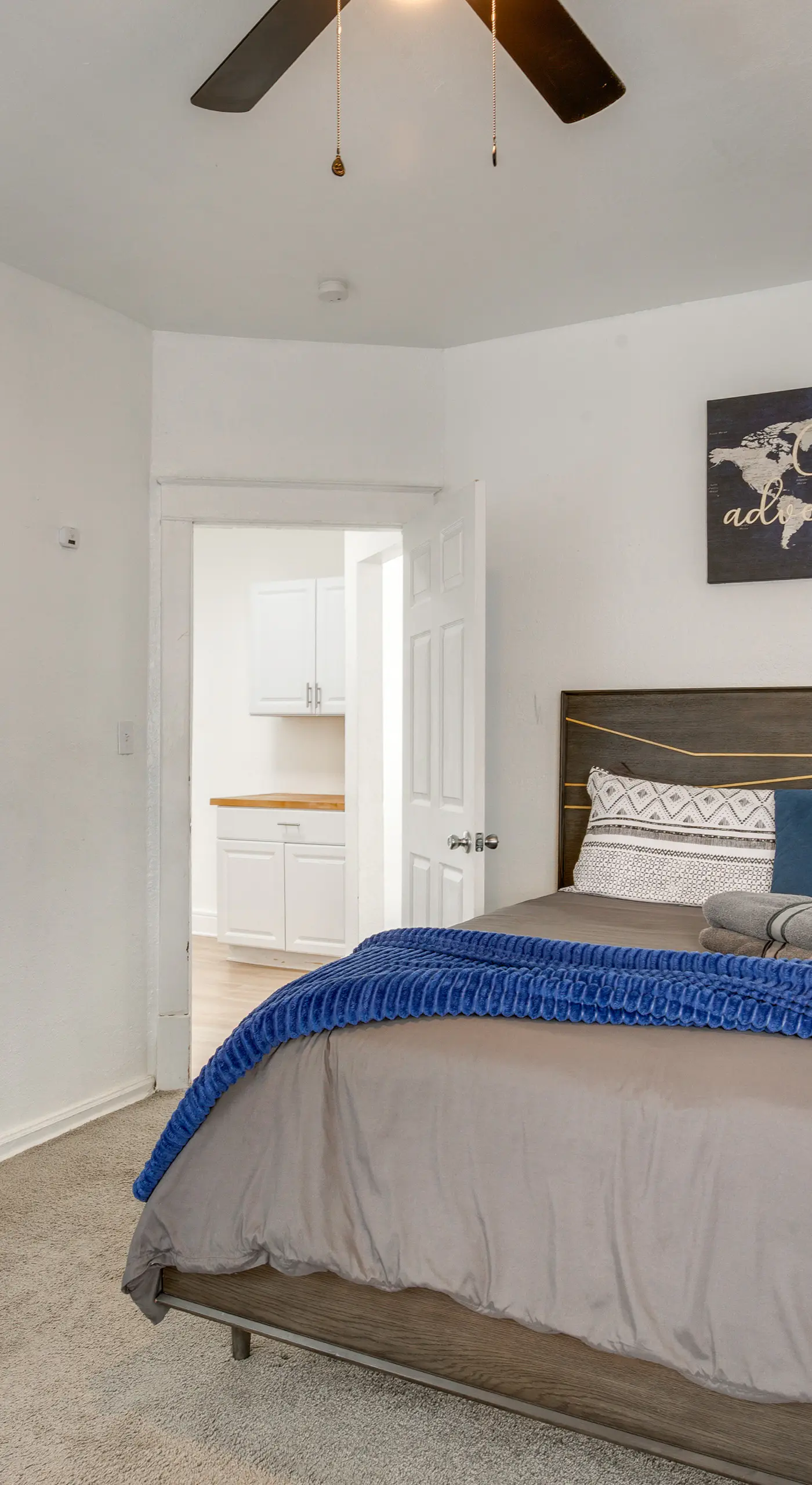 Modern 2BR Kansas City Condo Near Downtown