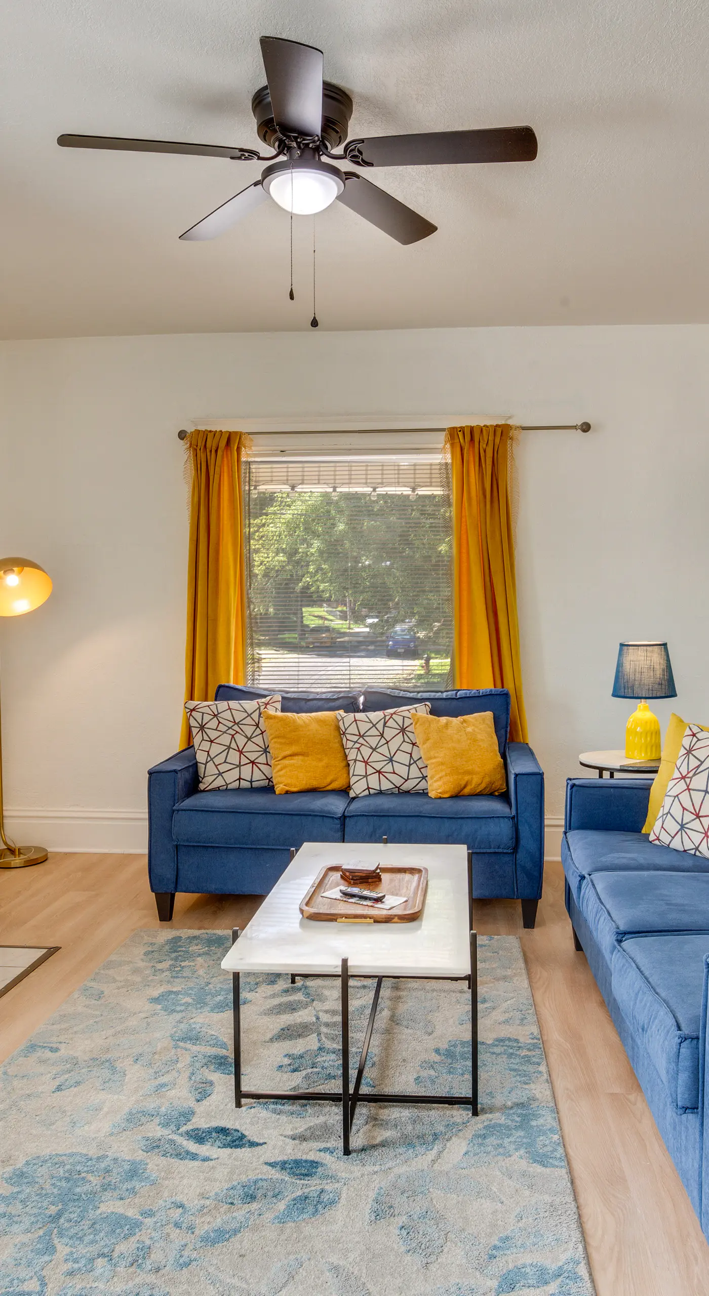 Modern 2BR Kansas City Condo Near Downtown