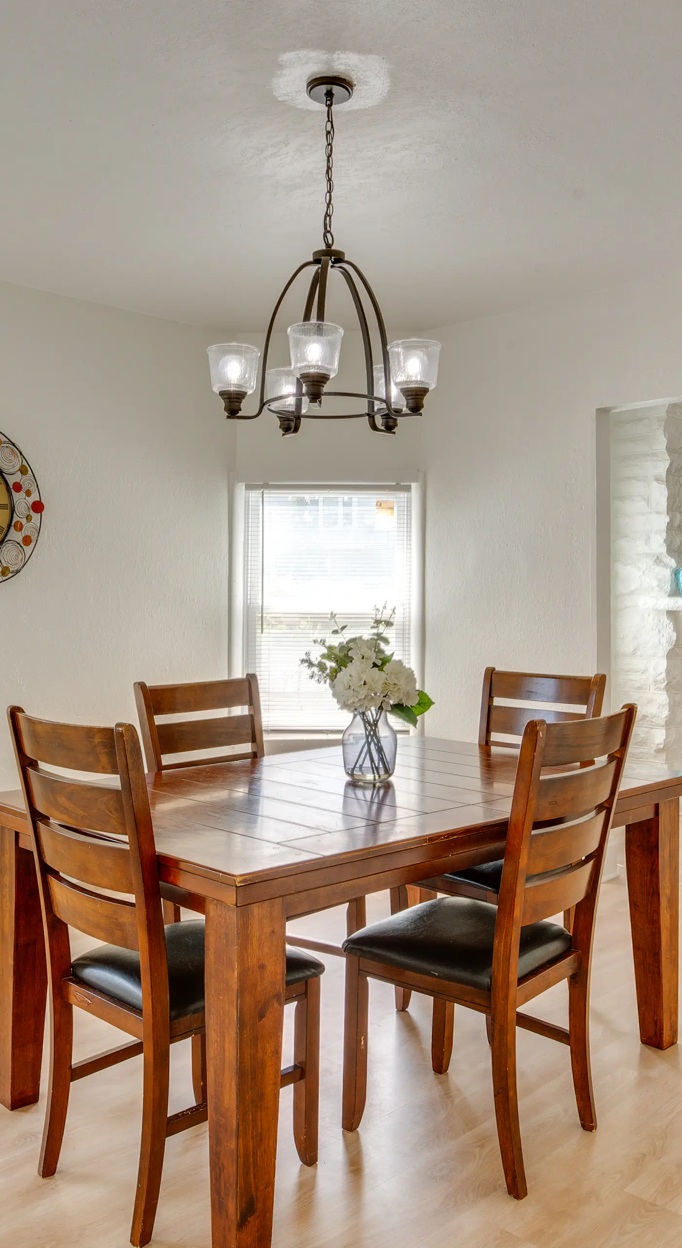 Modern 2BR Kansas City Condo Near Downtown