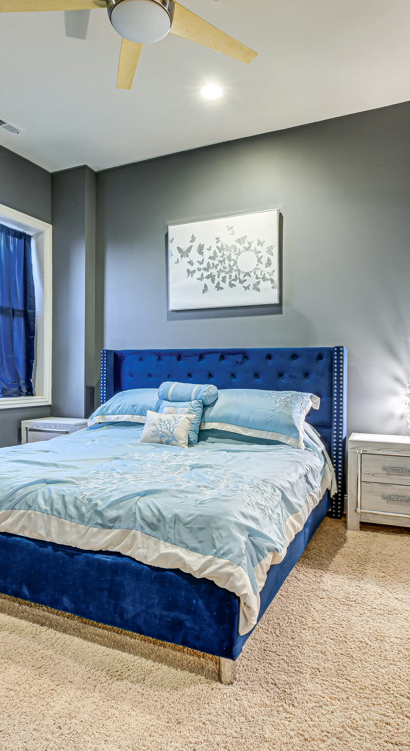 Heart of Dtwn Omaha: Historical Apt w/ Perks