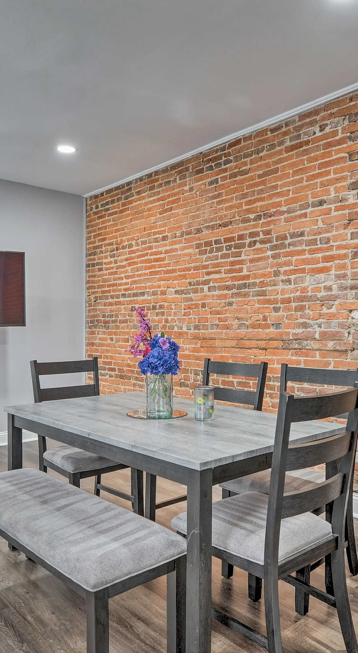 Baltimore Abode, Walk to Cross Street Market!