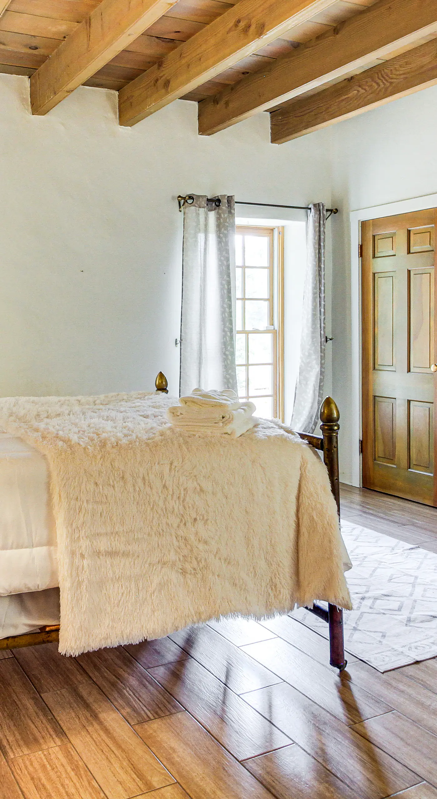 3 Mi to Zoo & Garden: ABQ Home w/ Heated Pool!
