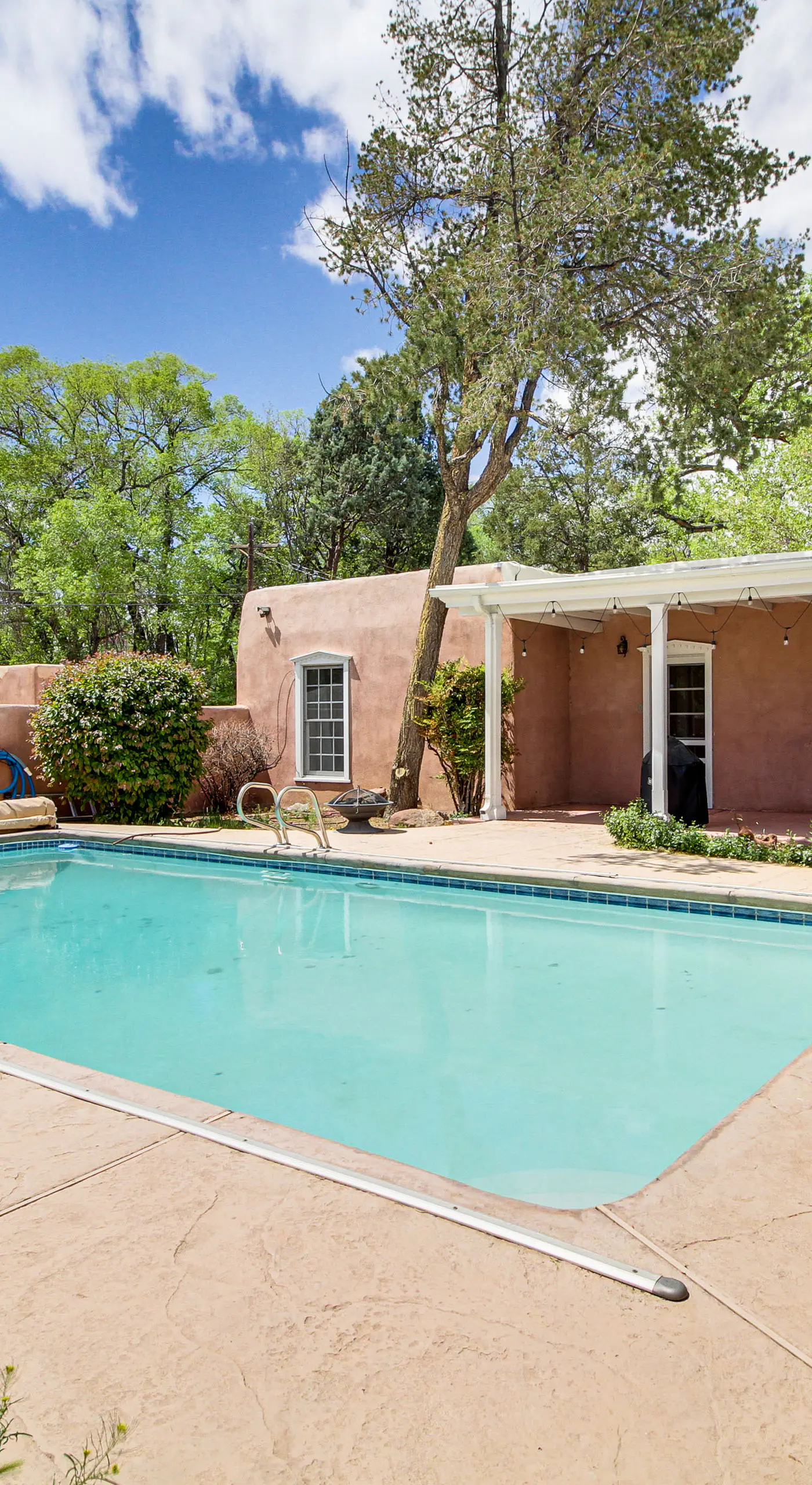 3 Mi to Zoo & Garden: ABQ Home w/ Heated Pool!