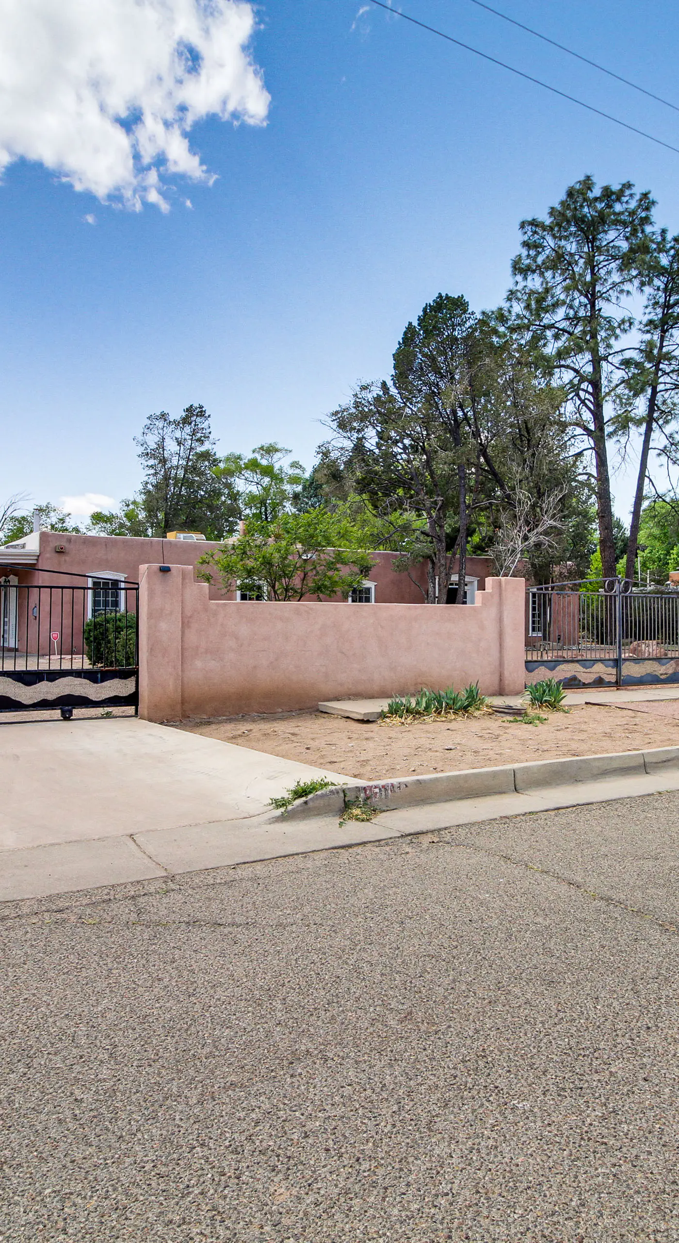 3 Mi to Zoo & Garden: ABQ Home w/ Heated Pool!