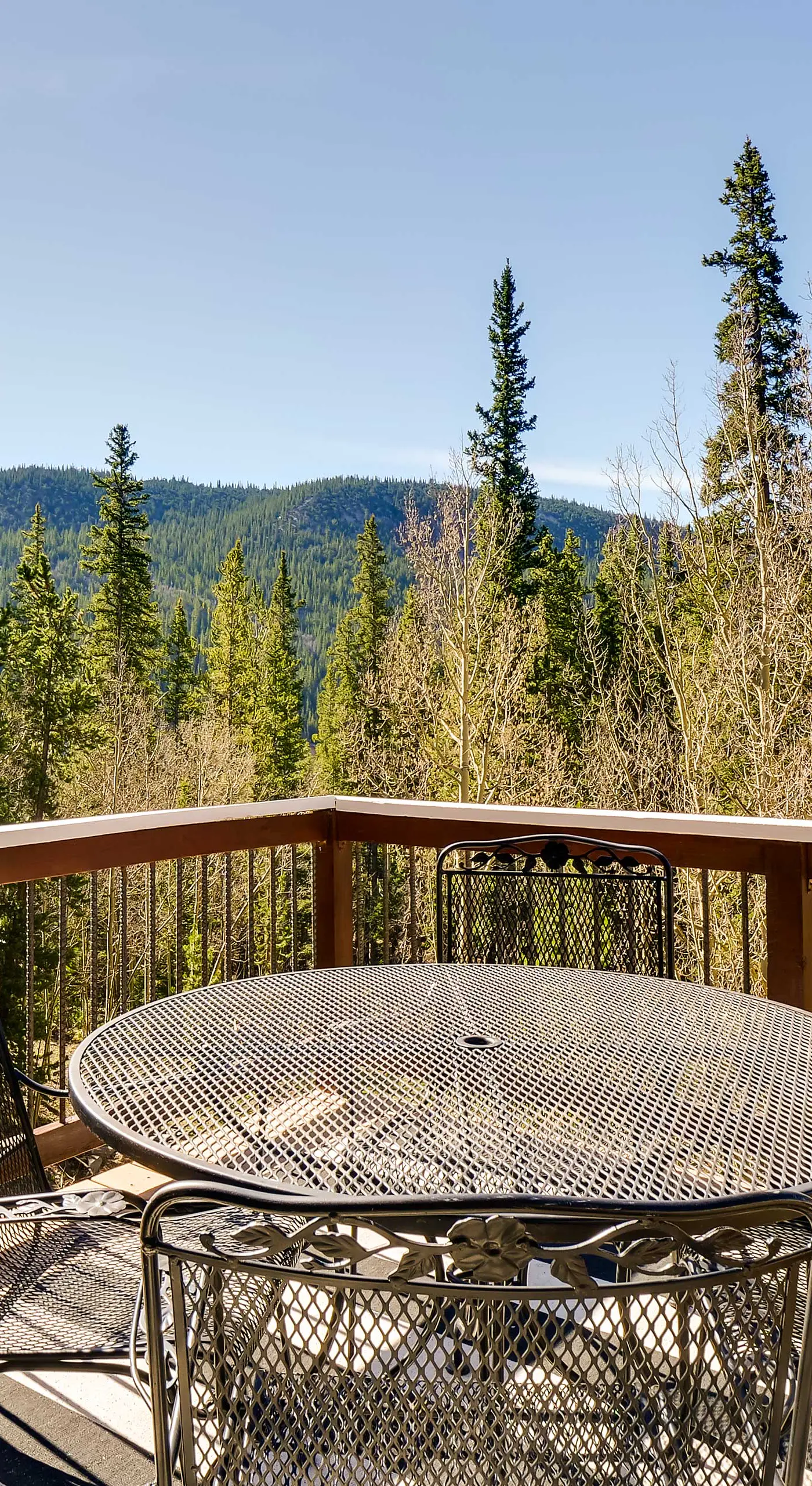 Roomy Alma Cabin w/ Pool Table: Ski, Hike, & Fish!