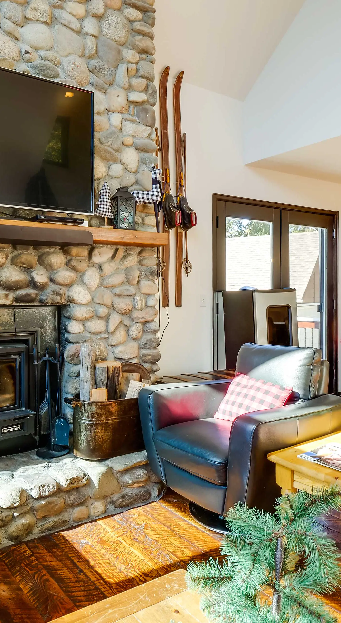Roomy Alma Cabin w/ Pool Table: Ski, Hike, & Fish!