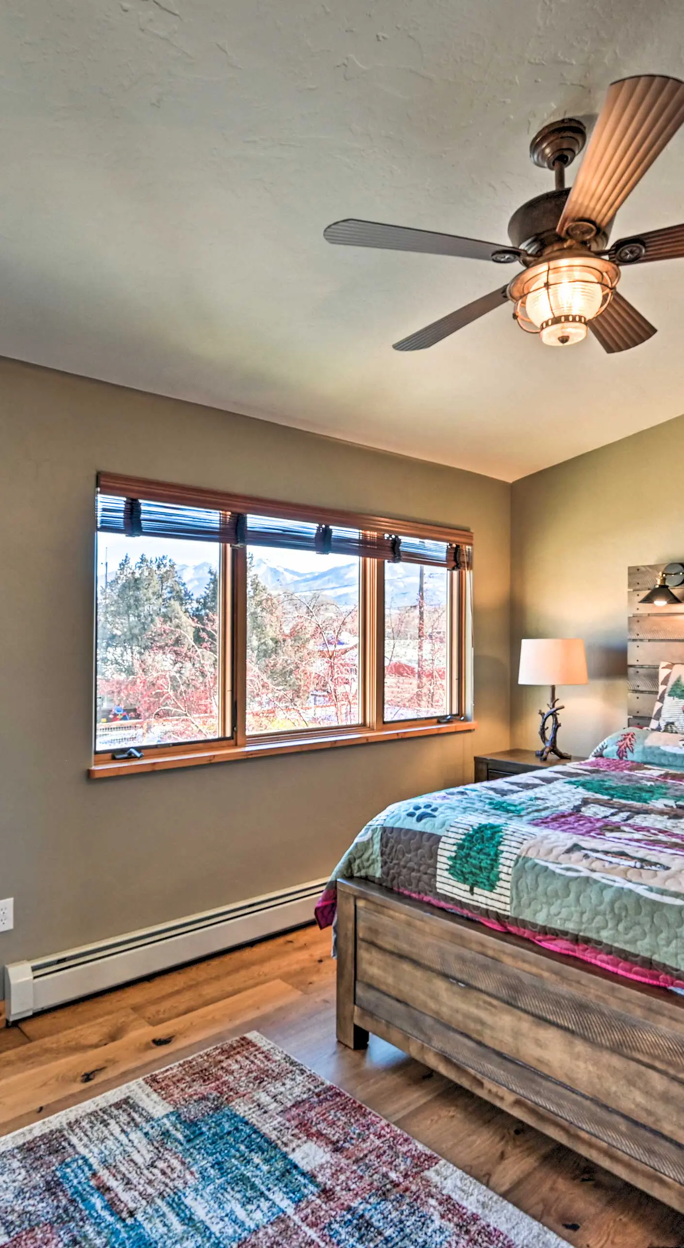7984: Pet-Friendly Townhome w/ Grill!