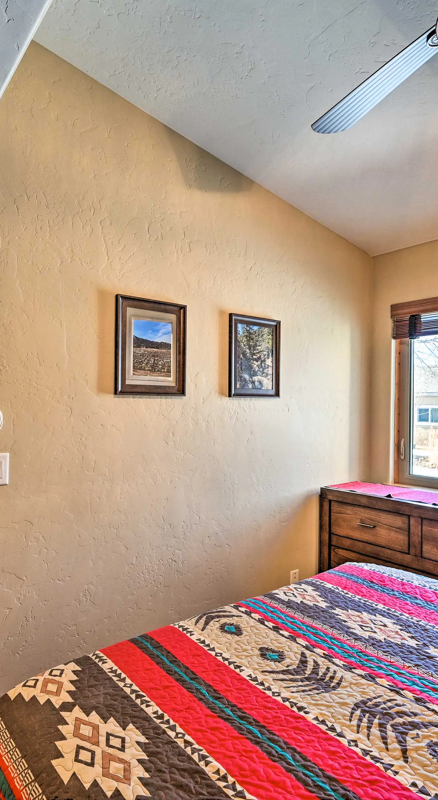 7984: Pet-Friendly Townhome w/ Grill!