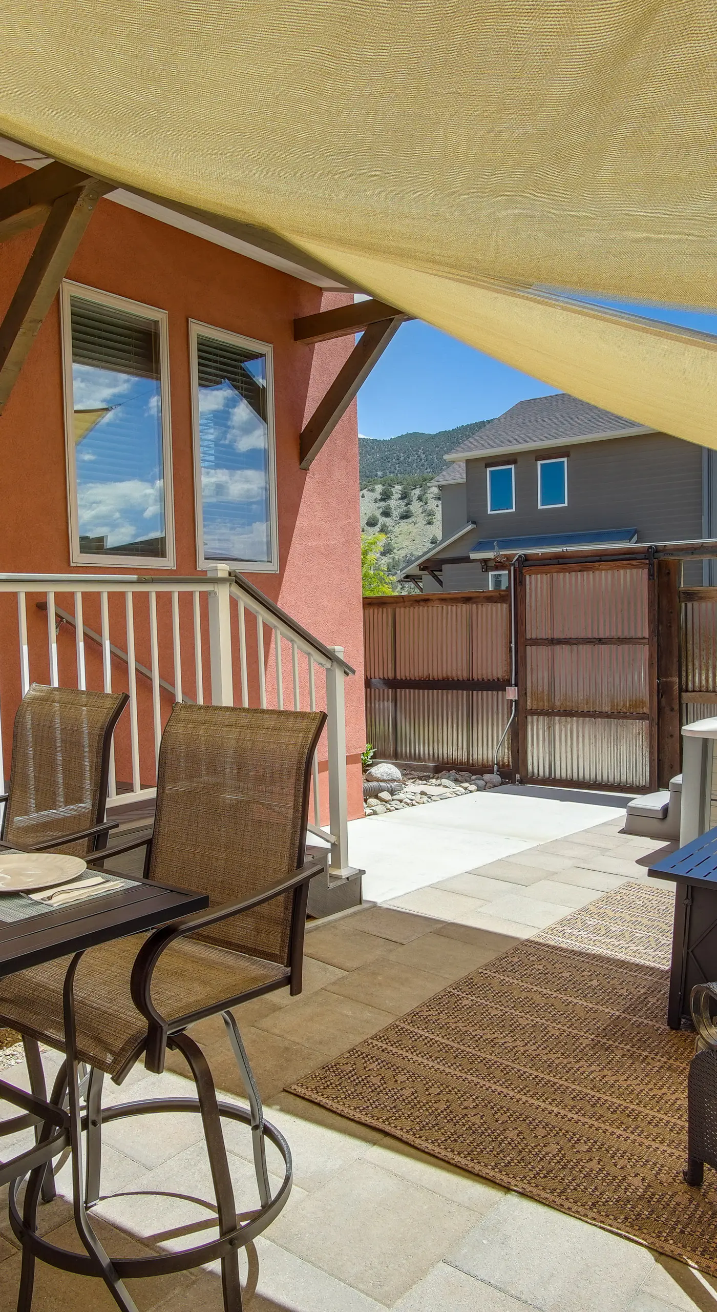 Salida Oasis: 1 Mi to Town, Mountain View, Hot Tub