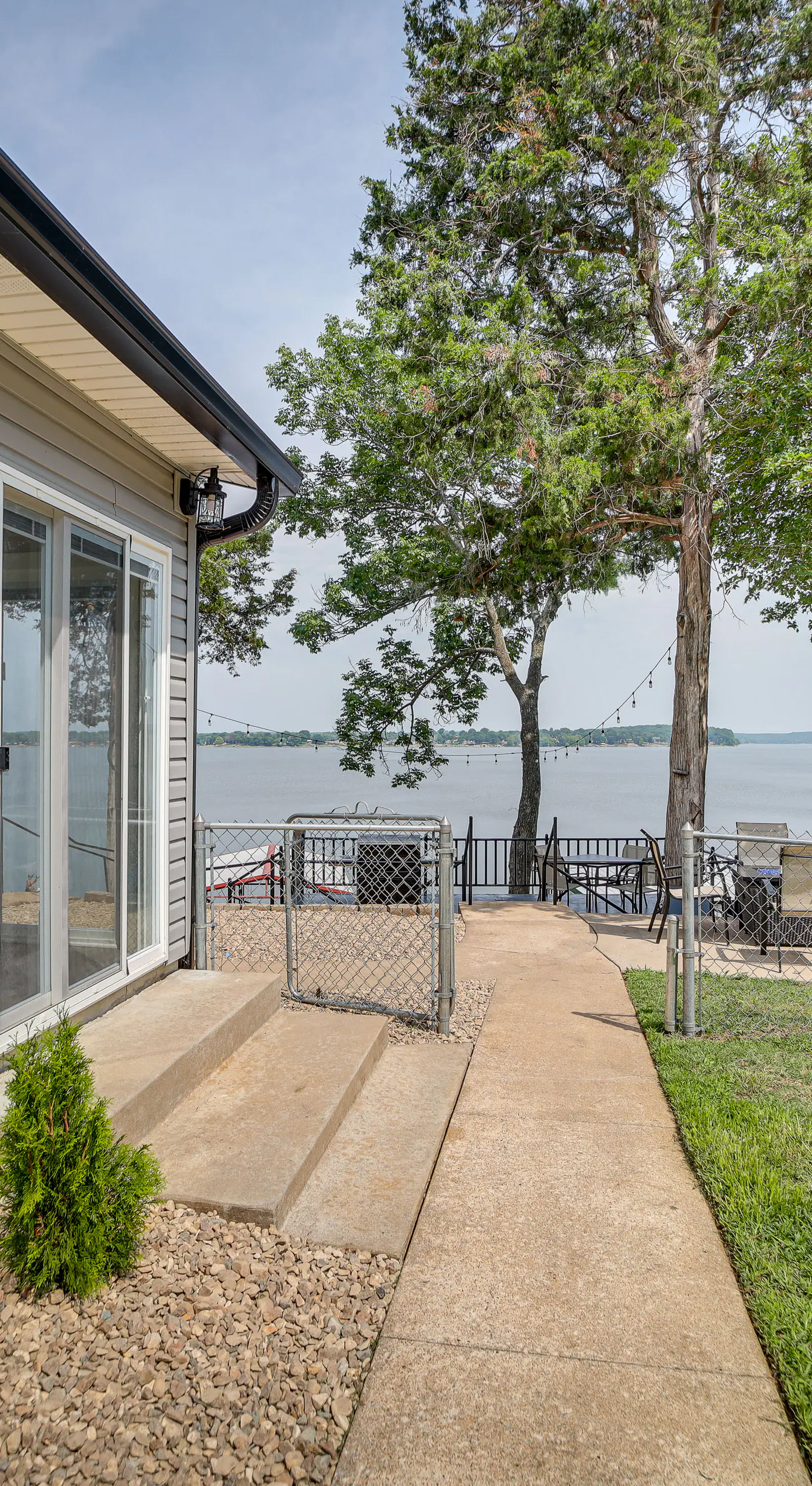 Waterfront Grove Retreat w/ Dock: 'Cedar Ridge'