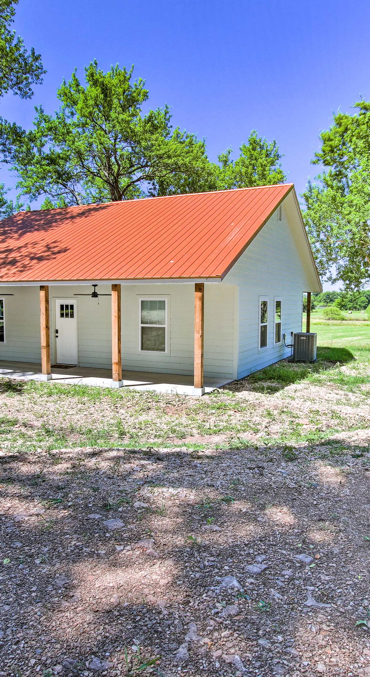 Peekaboo Water Views: Lake O' the Cherokees Cabin