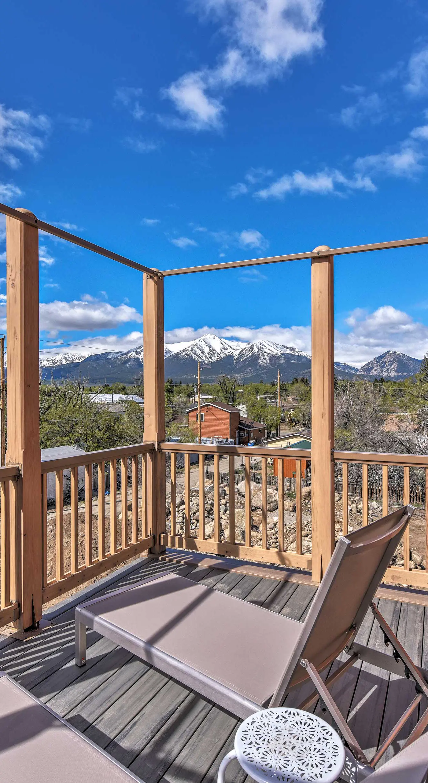 Buena Vista Home w/ Mtn Views, Walk to Main St