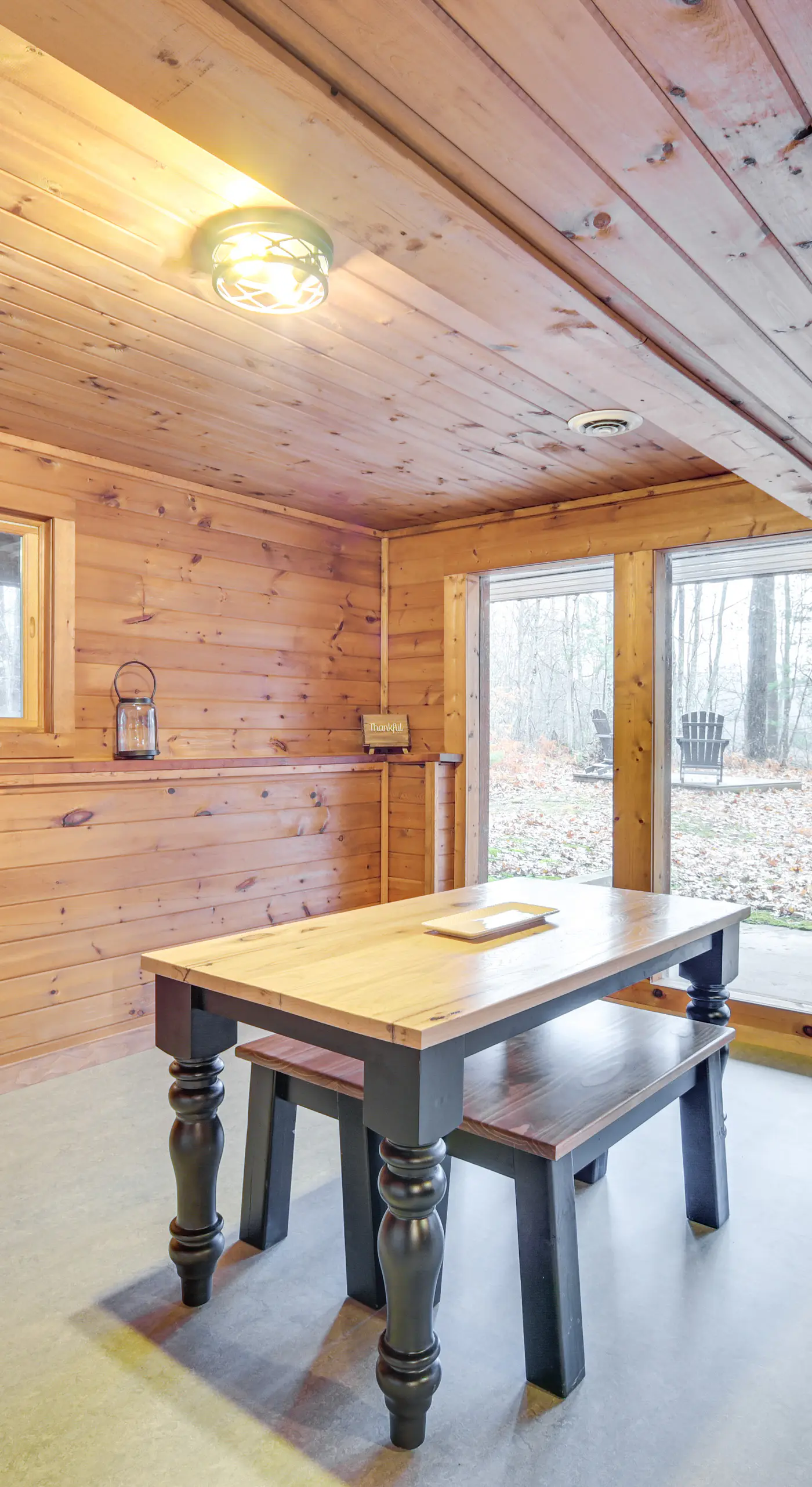 Cozy Wisconsin Cabin w/ Deck, Kayaks & Lake Views!