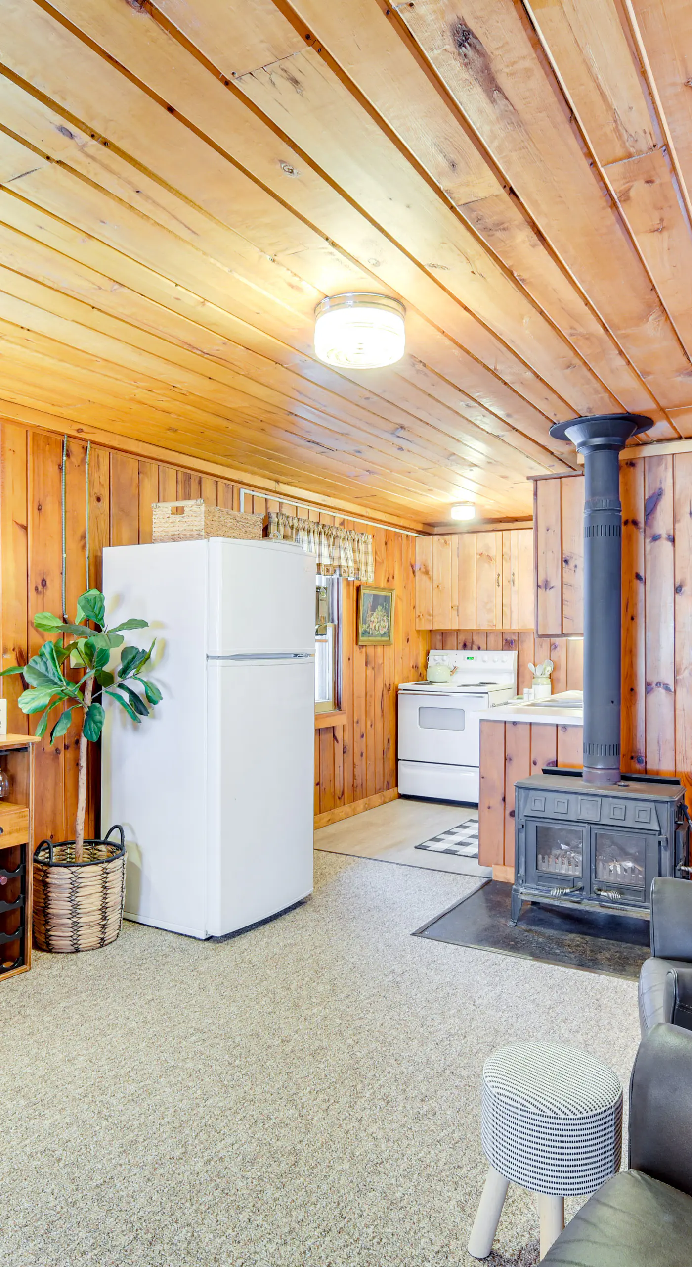 Charming Cabin on Grindstone Lake