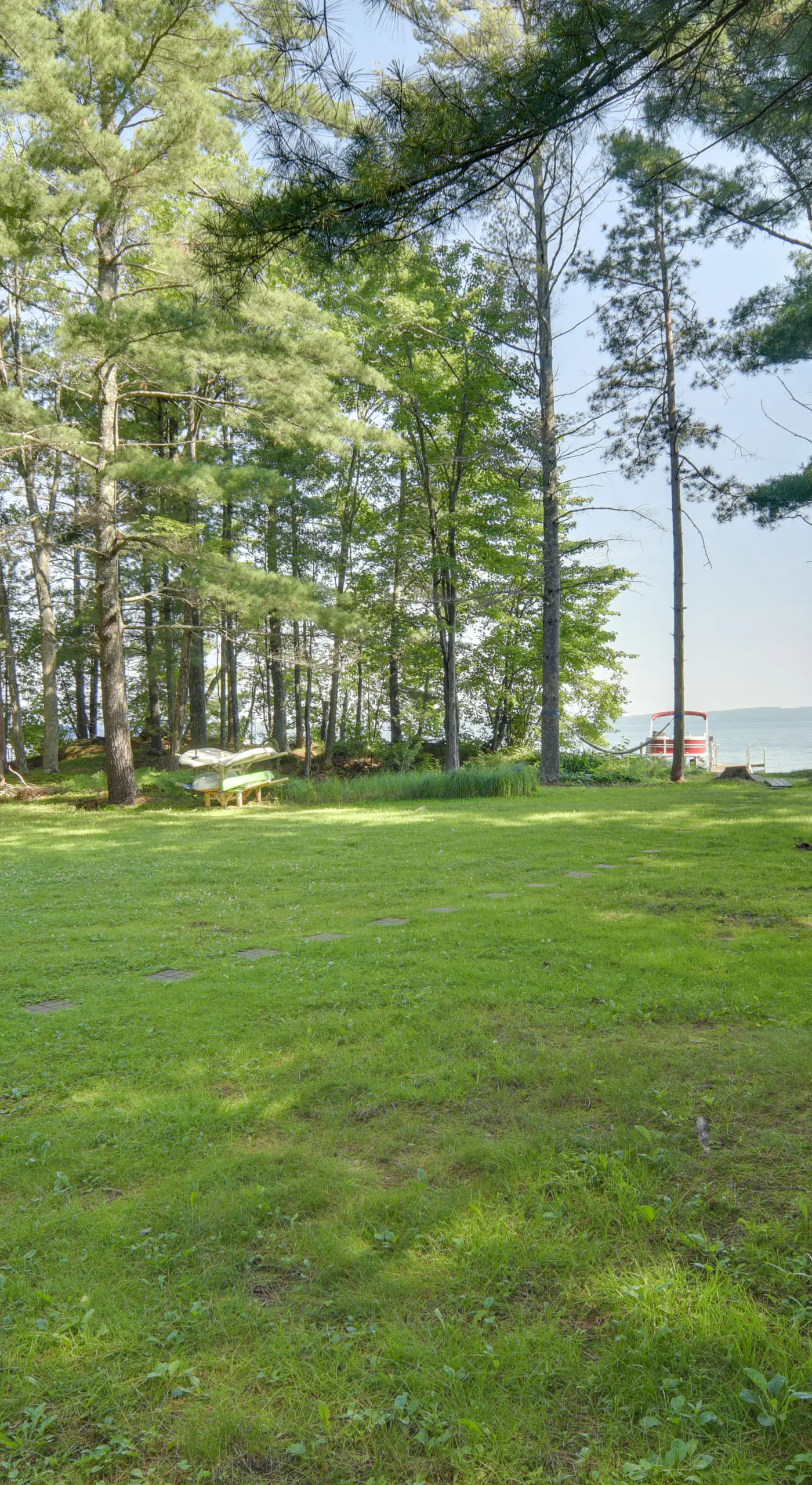 Charming Cabin on Grindstone Lake
