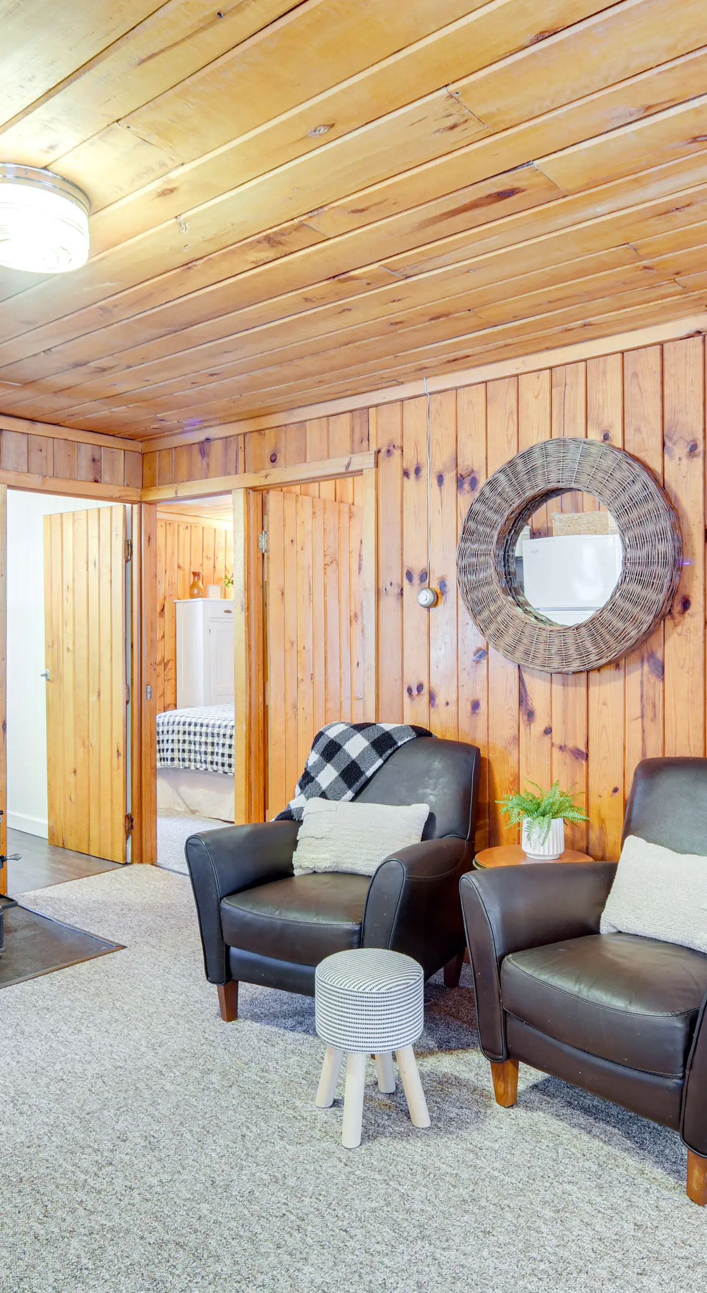 Charming Cabin on Grindstone Lake
