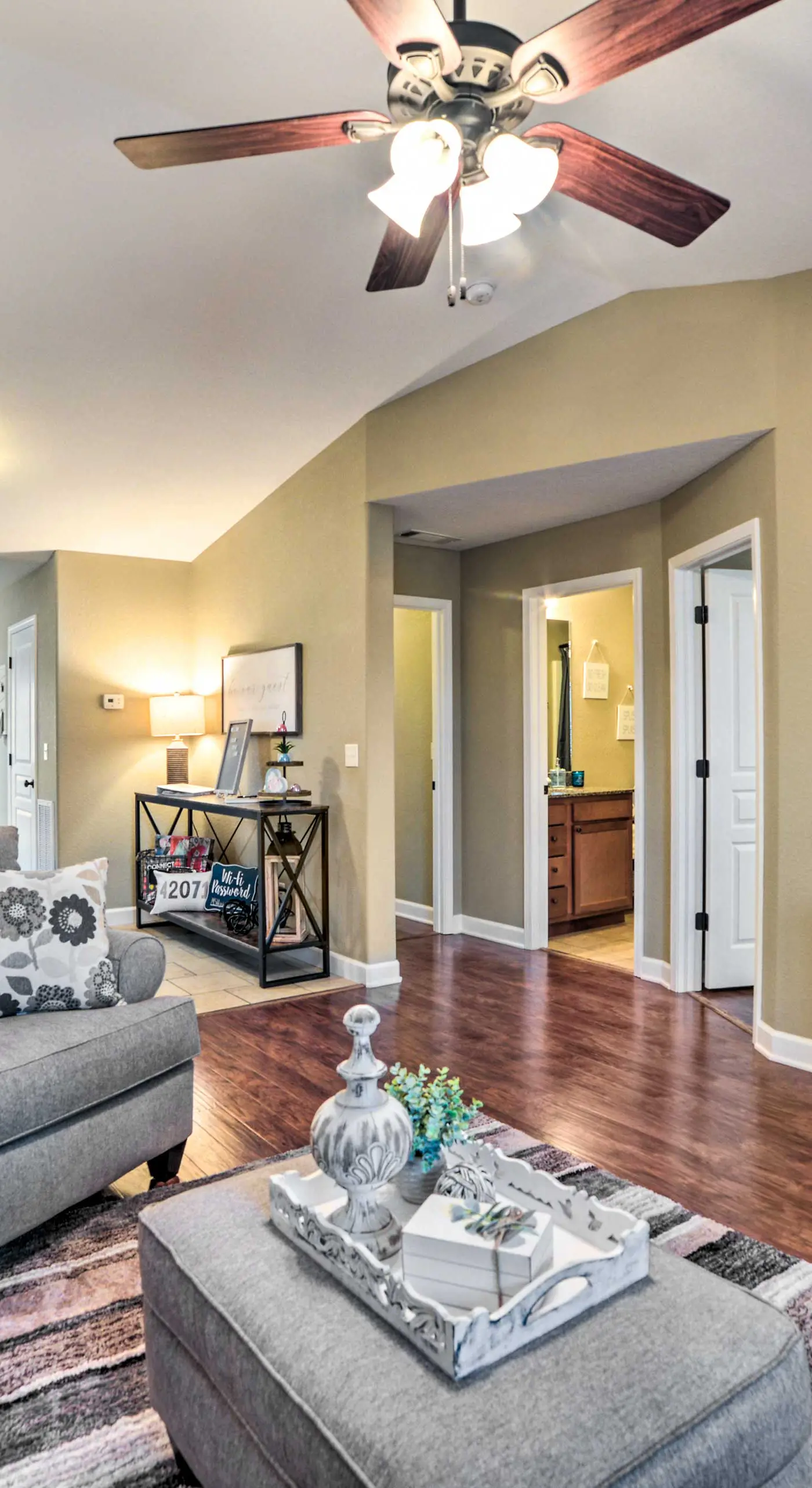 Quaint Family Home Near Downtown Murray & MSU