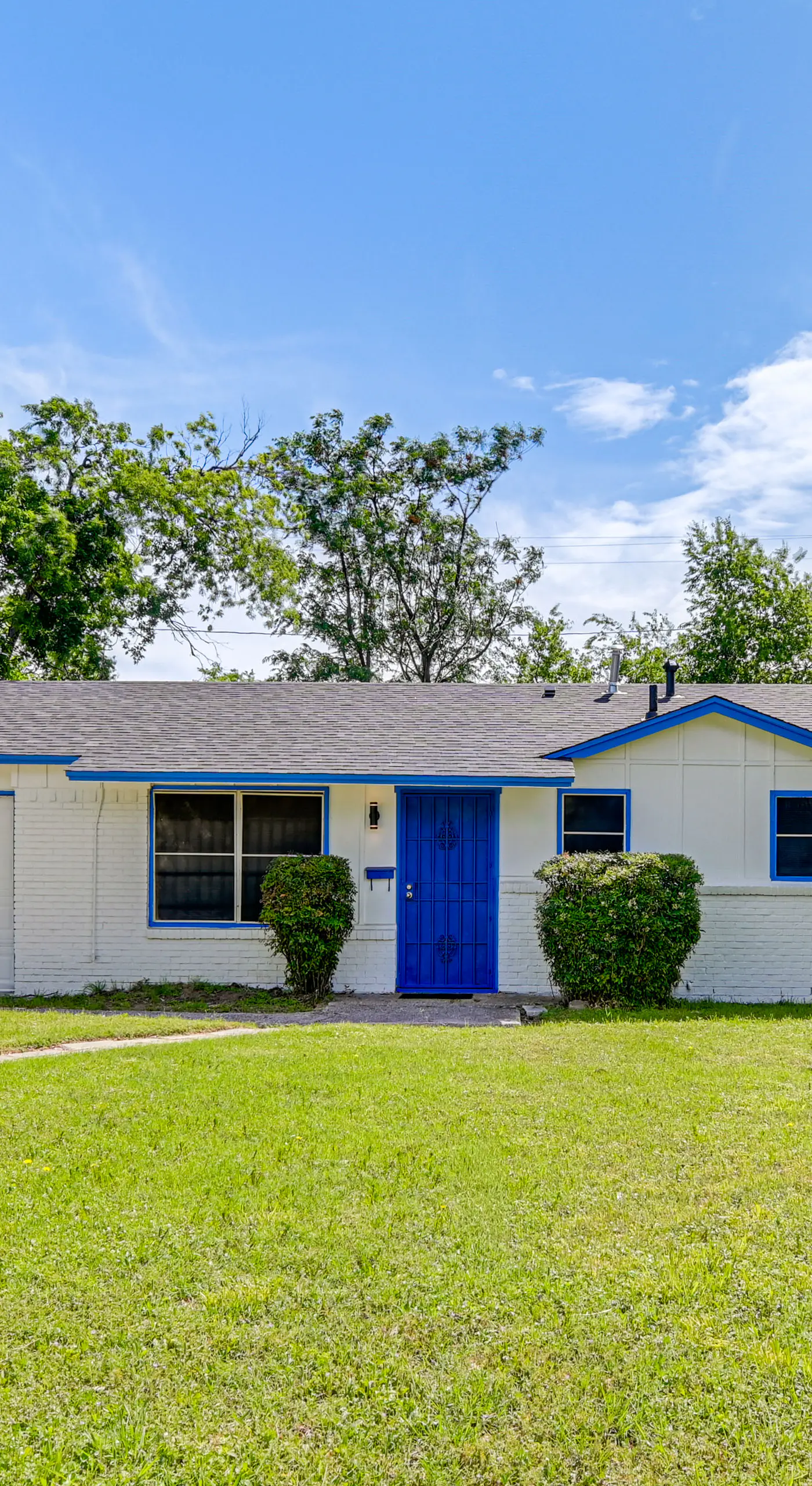 Eco-Chic Sanctuary Steps From Trinity Trails!