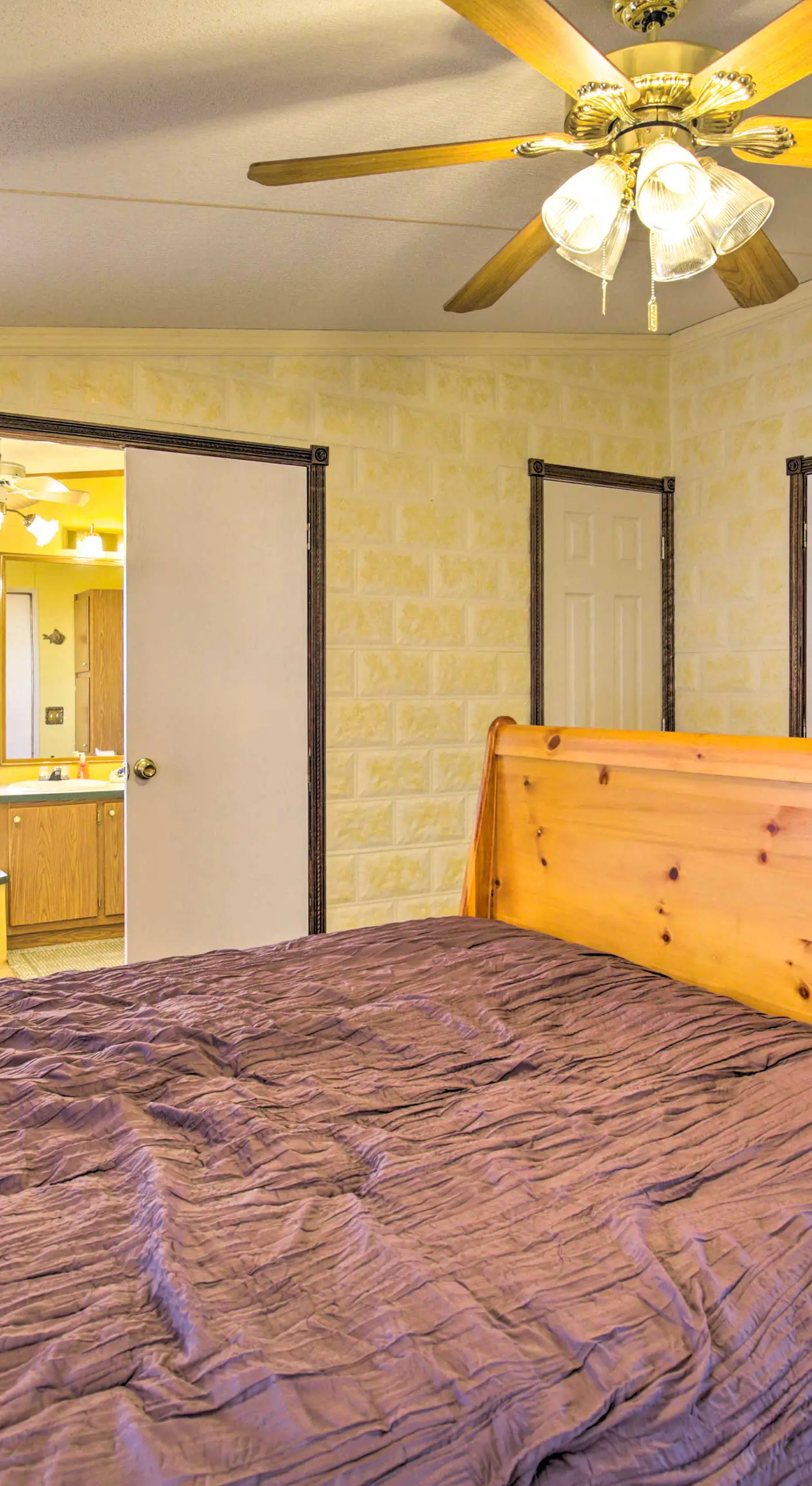 Cozy Yuma Retreat w/ Furnished Patio & Grill!