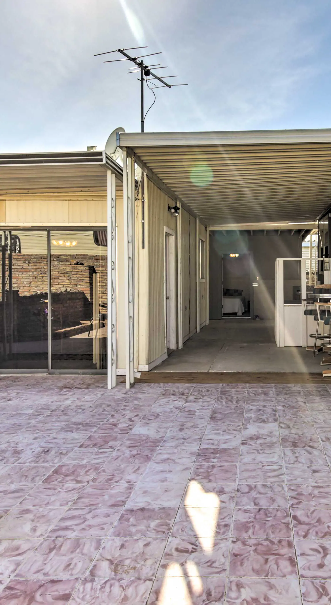 Cozy Yuma Retreat w/ Furnished Patio & Grill!