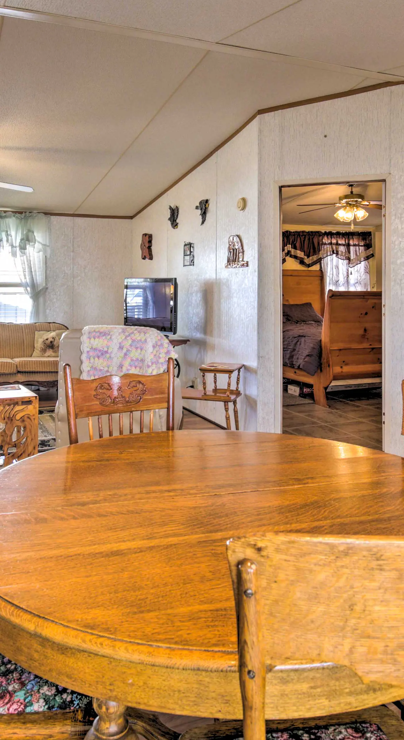 Cozy Yuma Retreat w/ Furnished Patio & Grill!