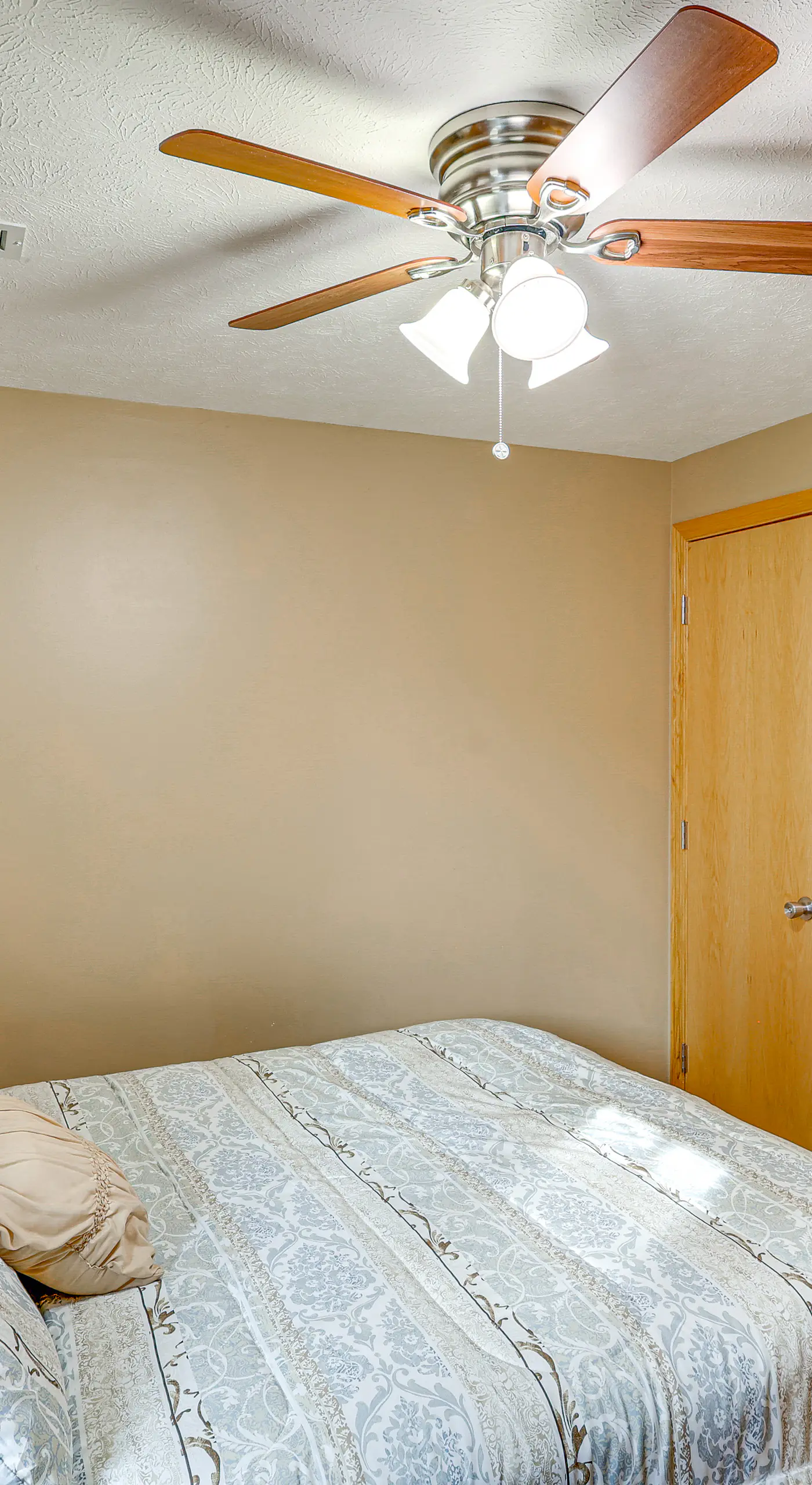 Private Yard & Patio: Spacious Retreat in Omaha!