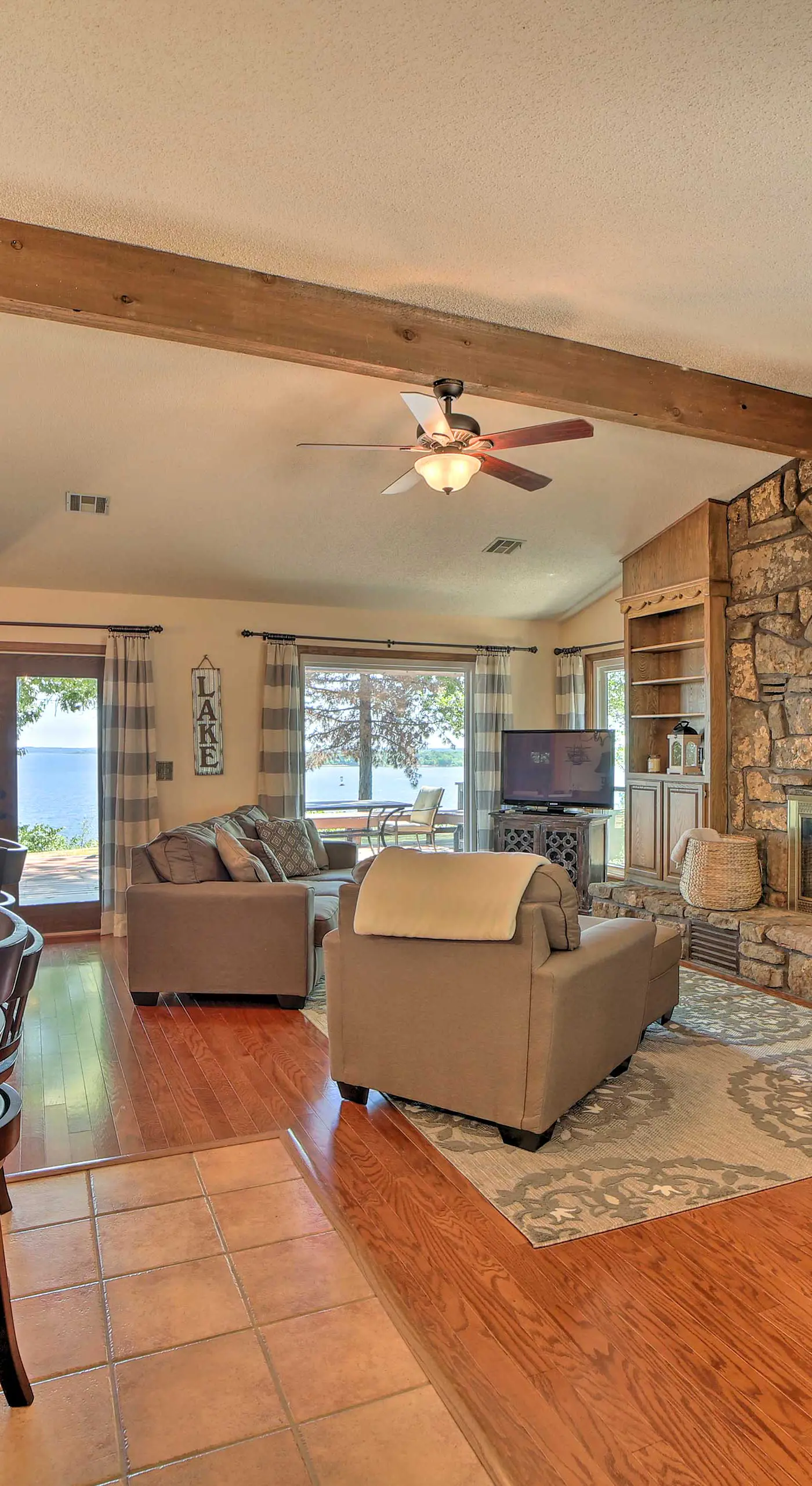 Grand Lake Views + Fire Pit: Monkey Island Home!