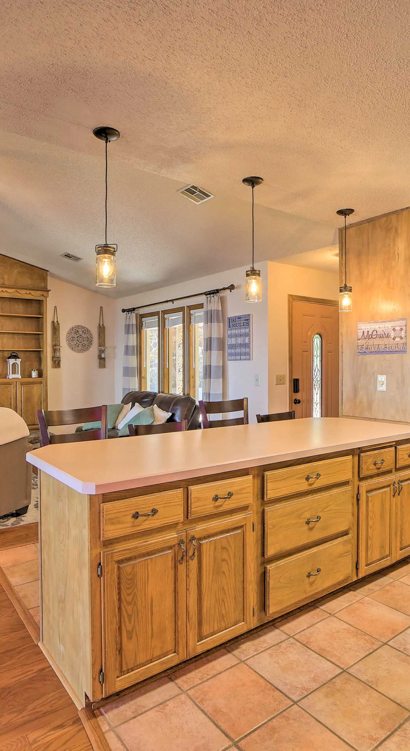 Grand Lake Views + Fire Pit: Monkey Island Home!