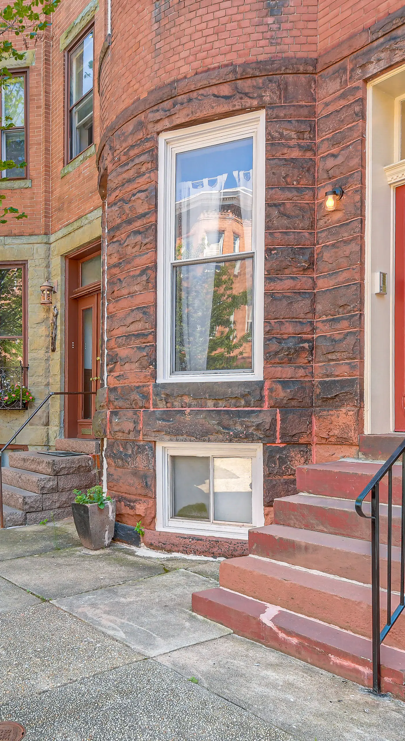 1 Mi to Druid Hill Park: Quaint Baltimore Apt