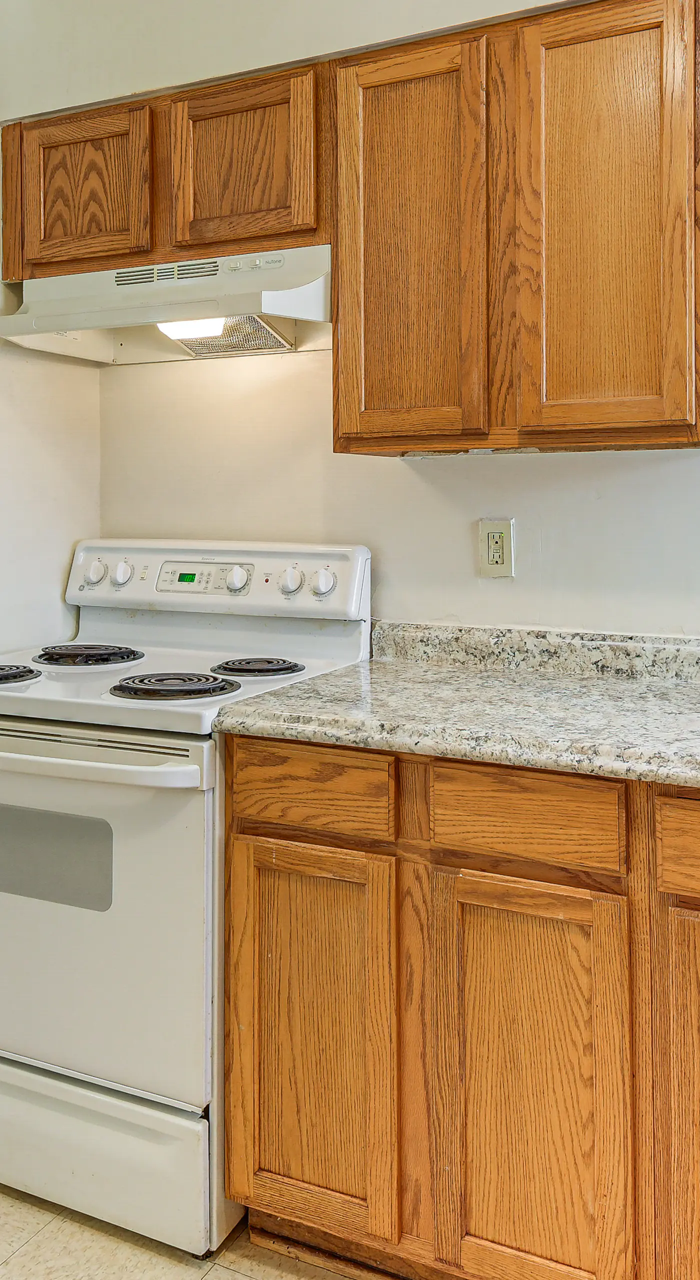 1 Mi to Druid Hill Park: Quaint Baltimore Apt