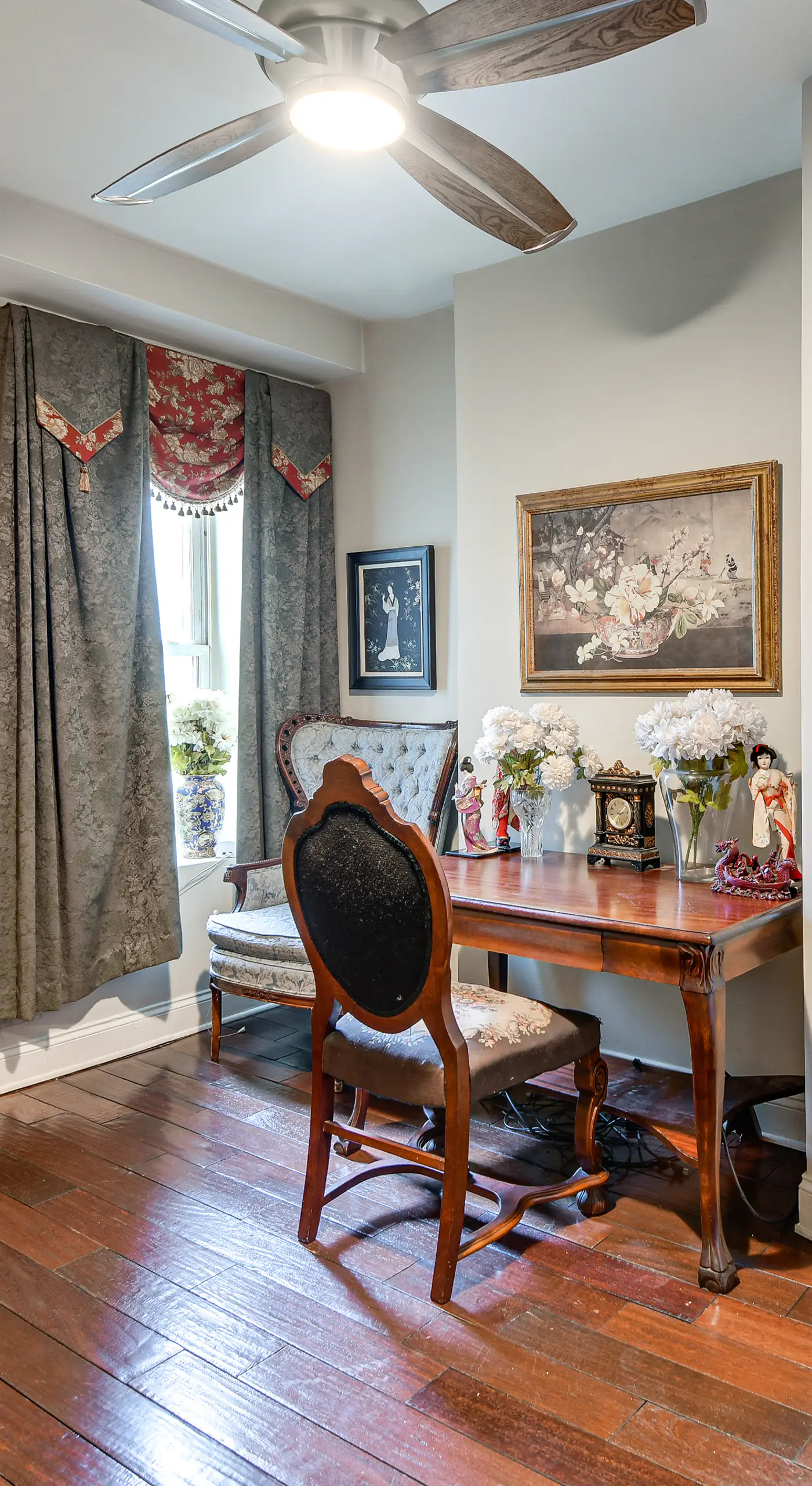 Elegant Upton Rowhouse 2 Mi to Inner Harbor!