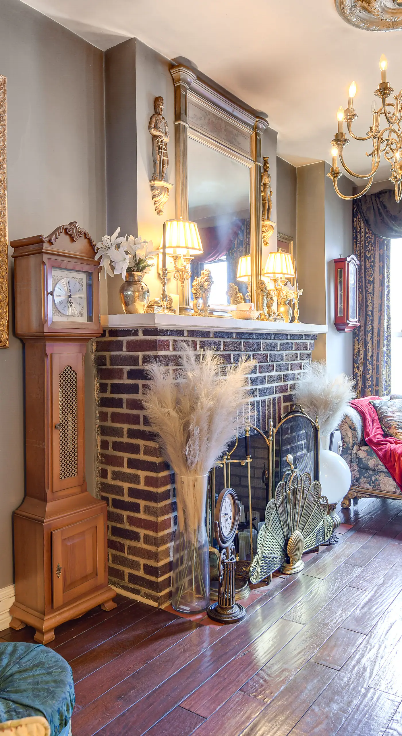 Elegant Upton Rowhouse 2 Mi to Inner Harbor!