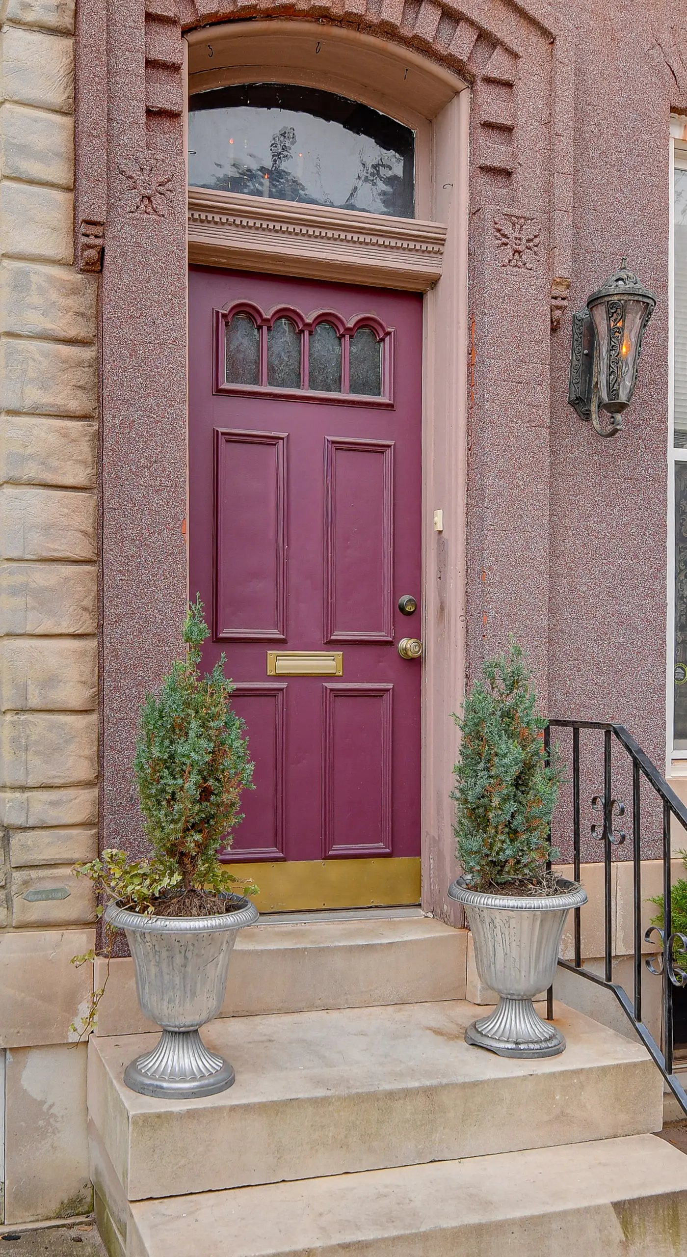 Elegant Upton Rowhouse 2 Mi to Inner Harbor!