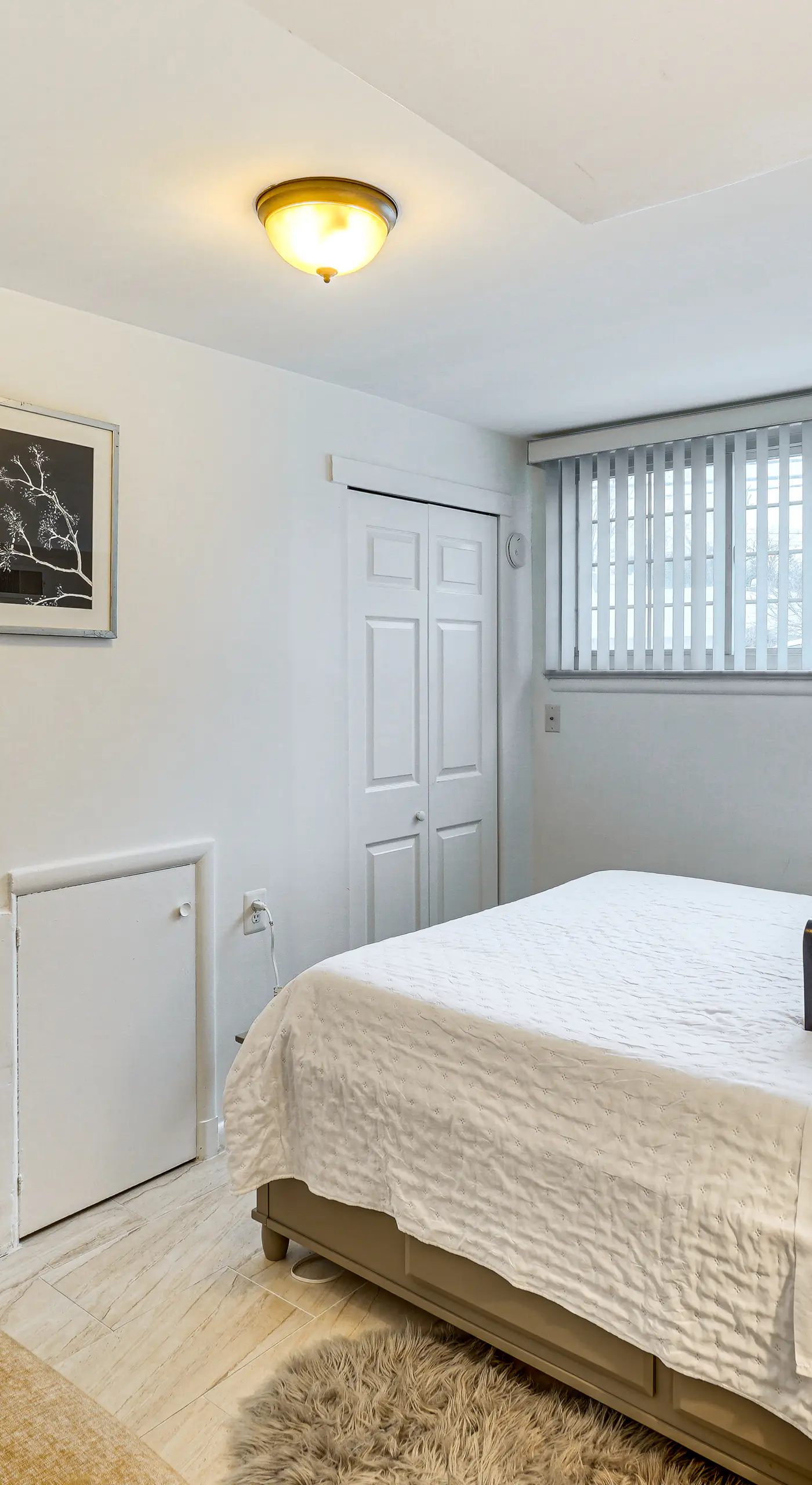 Group Getaway! Modern Silver Spring Home w/ Yard