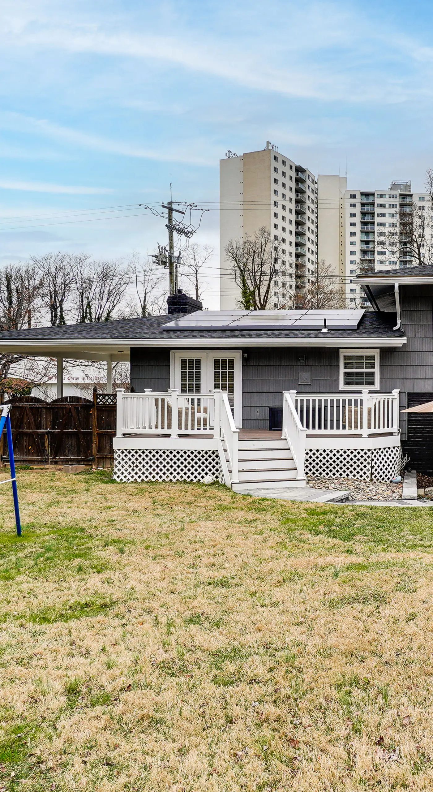 Group Getaway! Modern Silver Spring Home w/ Yard