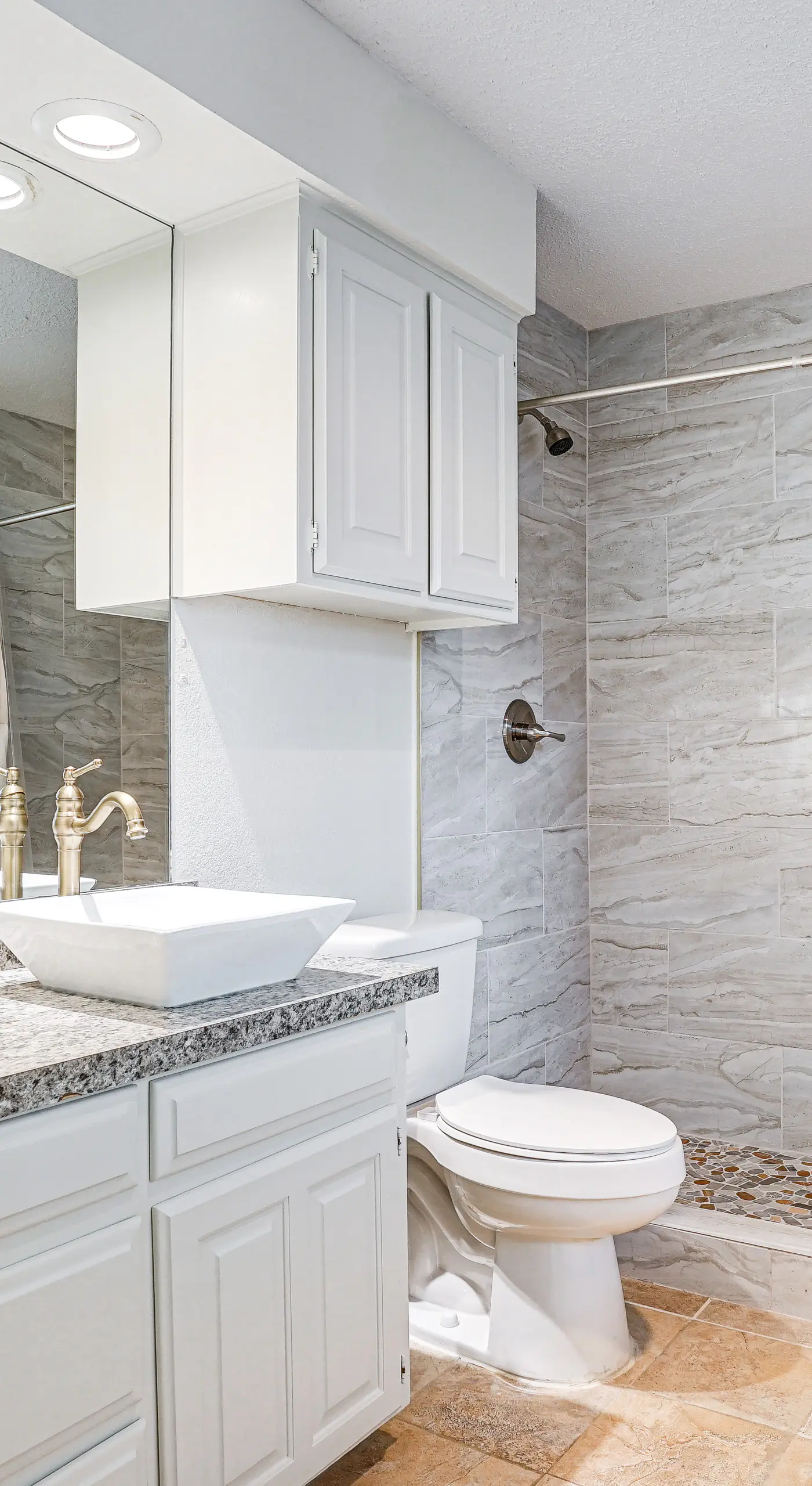 4 Mi to AT&T Stadium: Fort Worth Townhome!