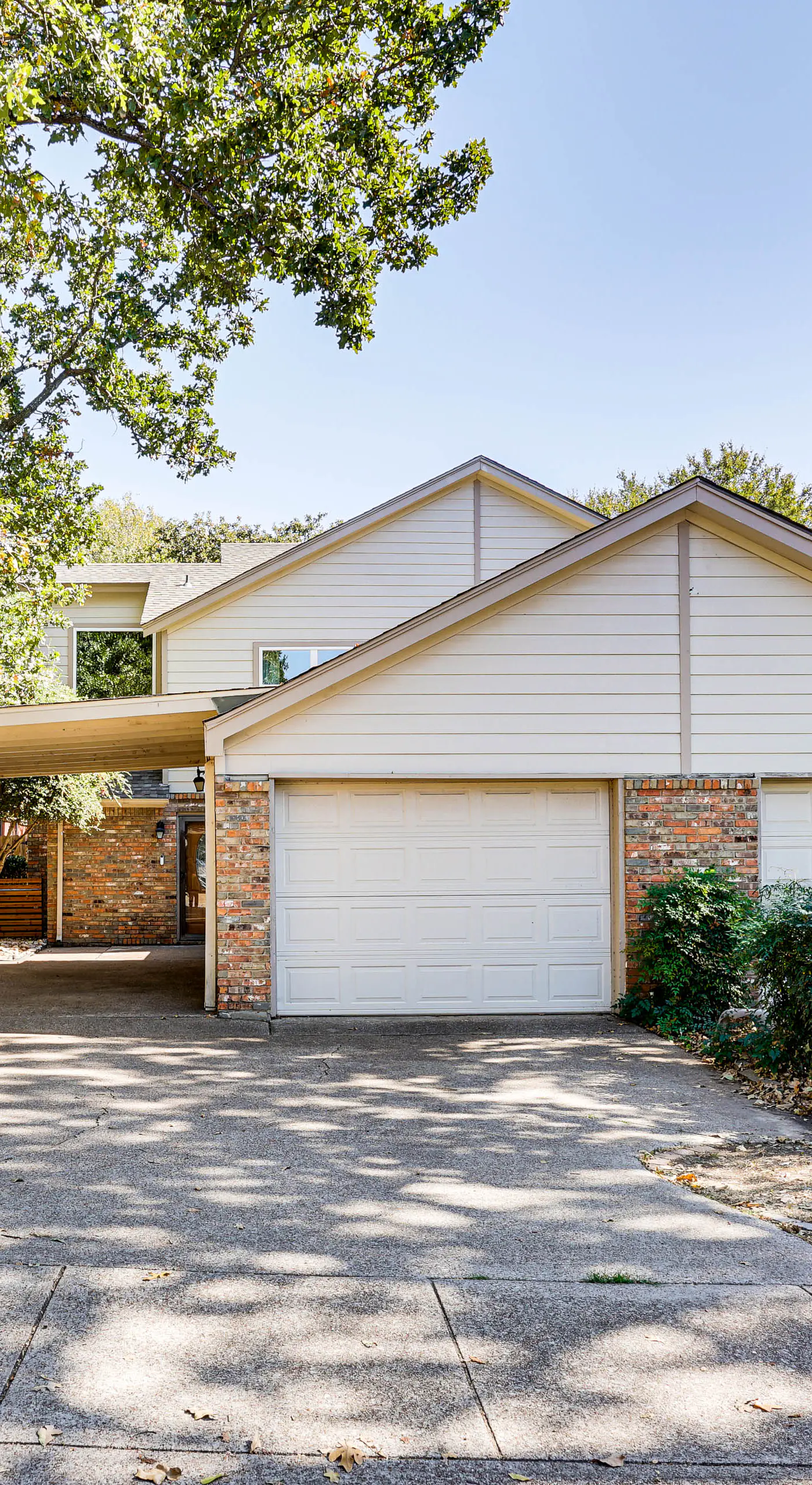 4 Mi to AT&T Stadium: Fort Worth Townhome!