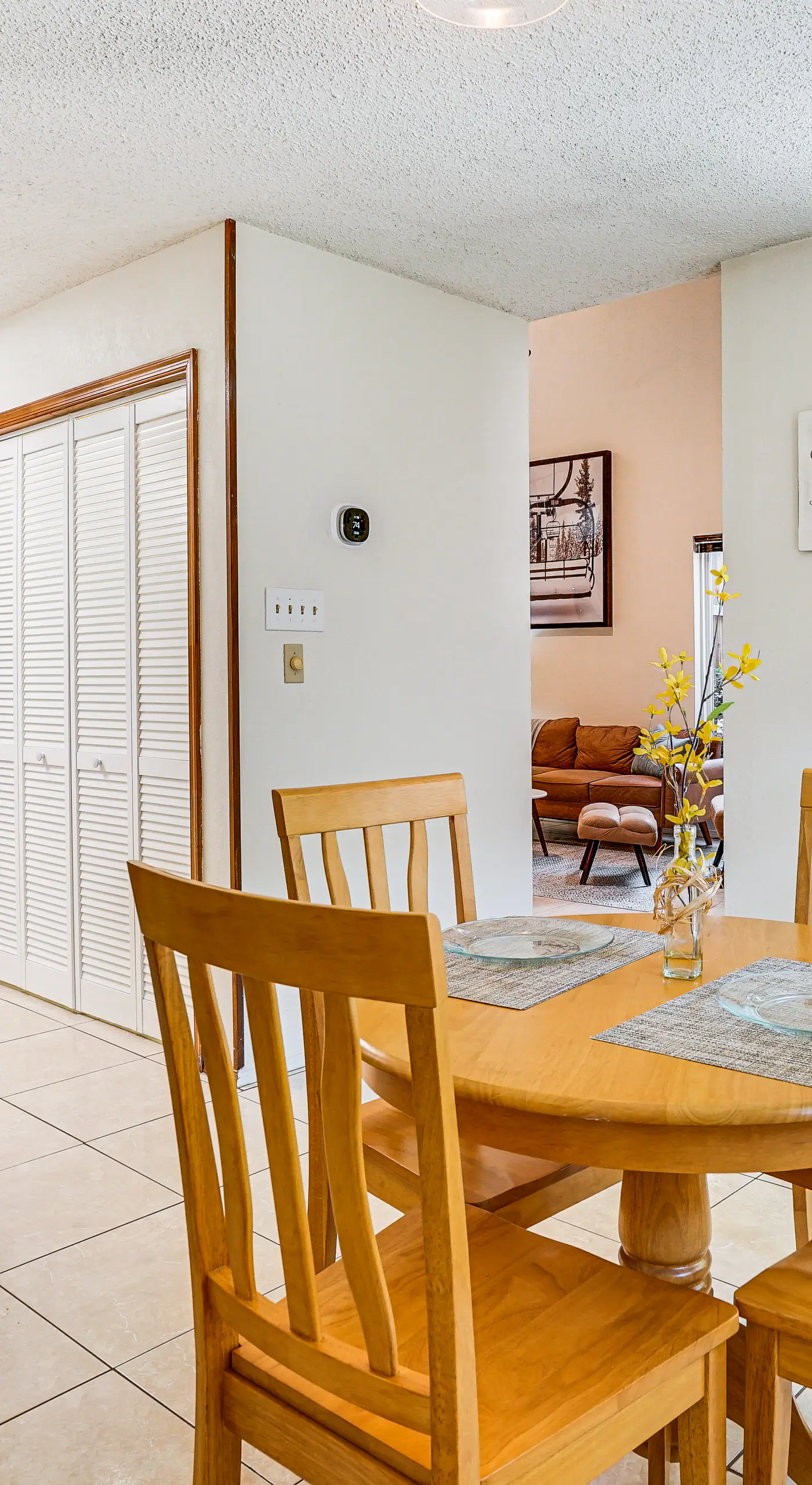 4 Mi to AT&T Stadium: Fort Worth Townhome!