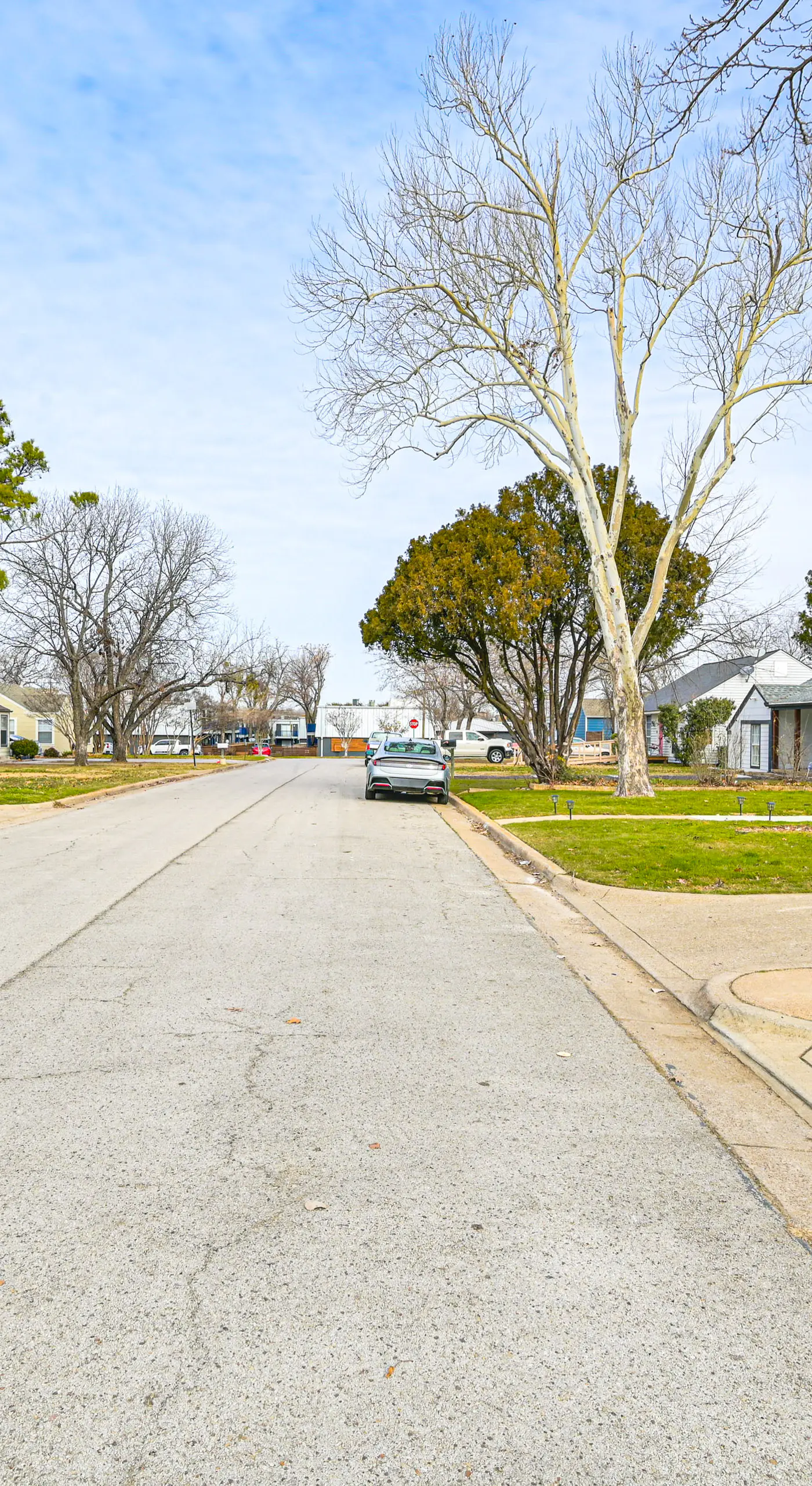 1 Block to Dallas Stadium! Home w/ Hot Tub!