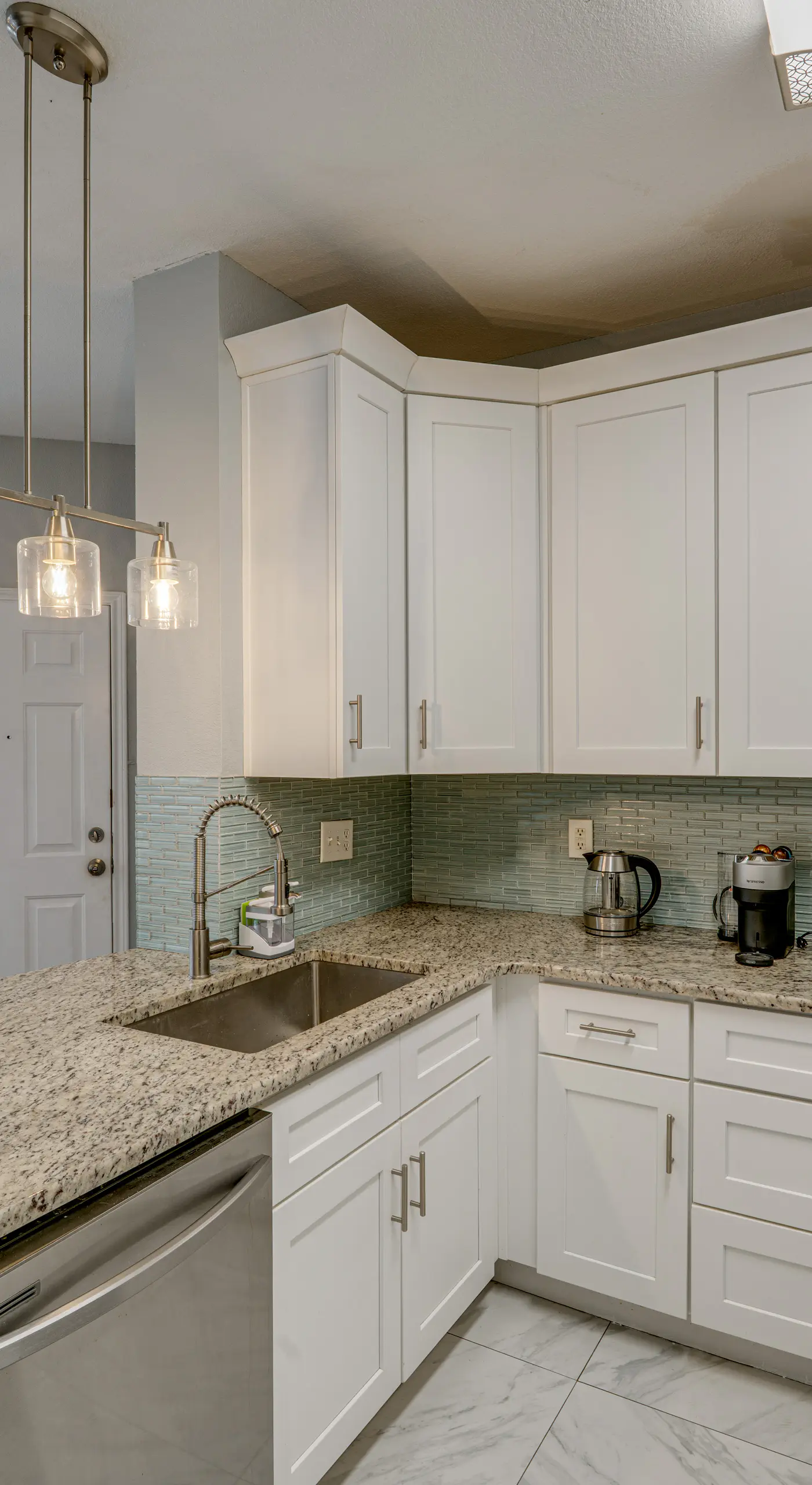 Pet Friendly! Renovated Arlington Home Near AT&T