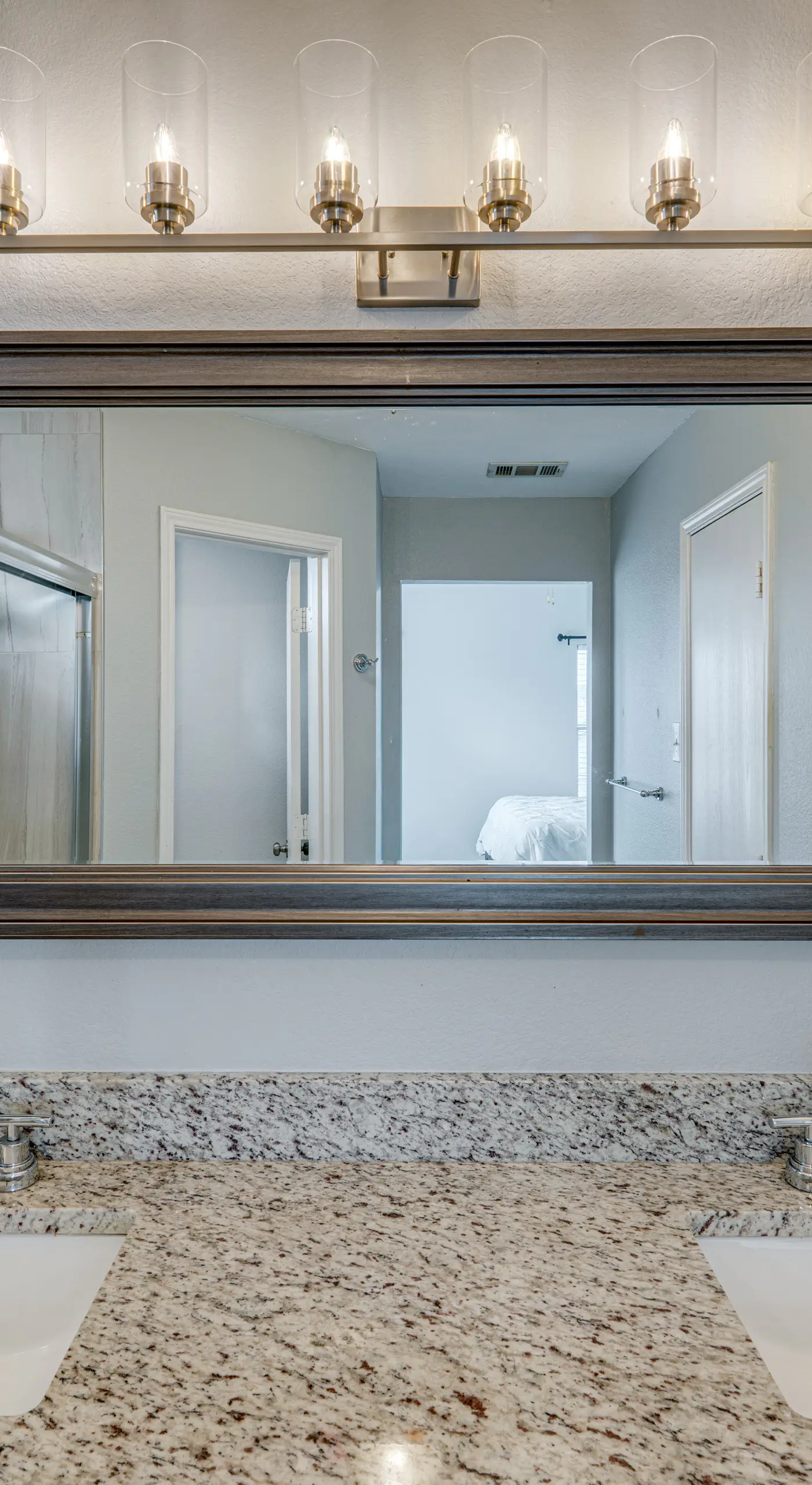 Pet Friendly! Renovated Arlington Home Near AT&T