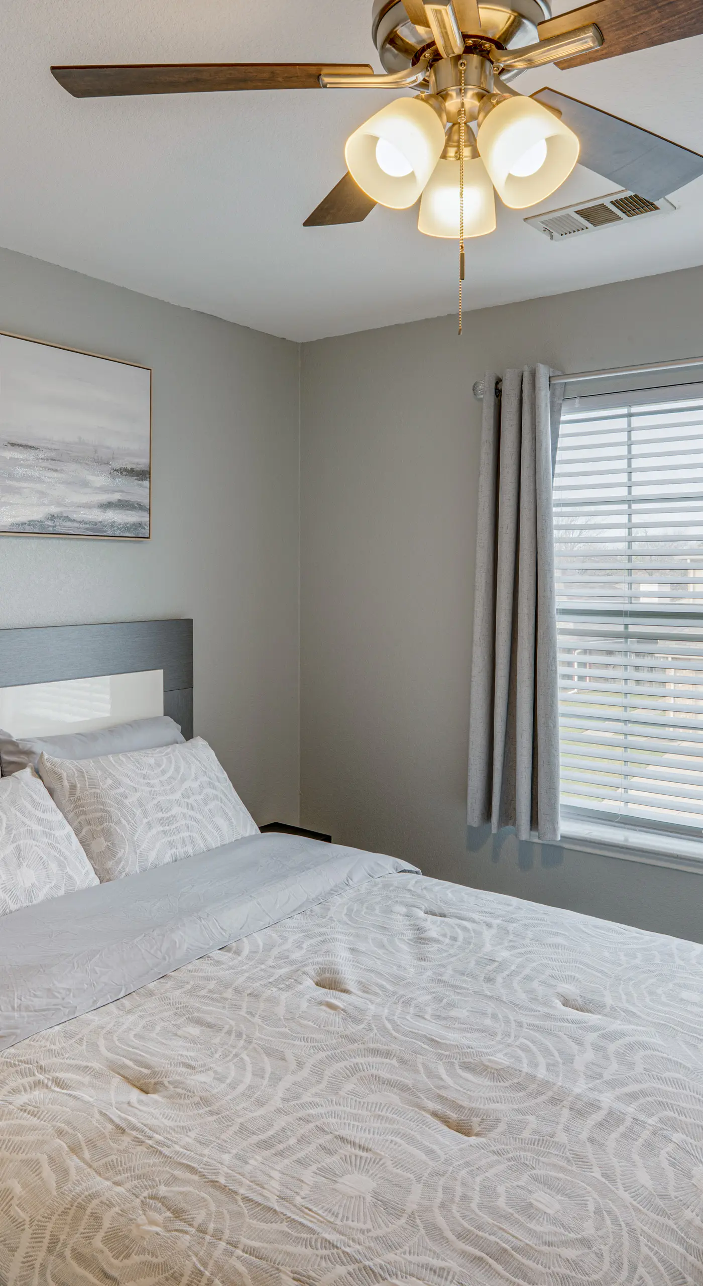 Pet Friendly! Renovated Arlington Home Near AT&T