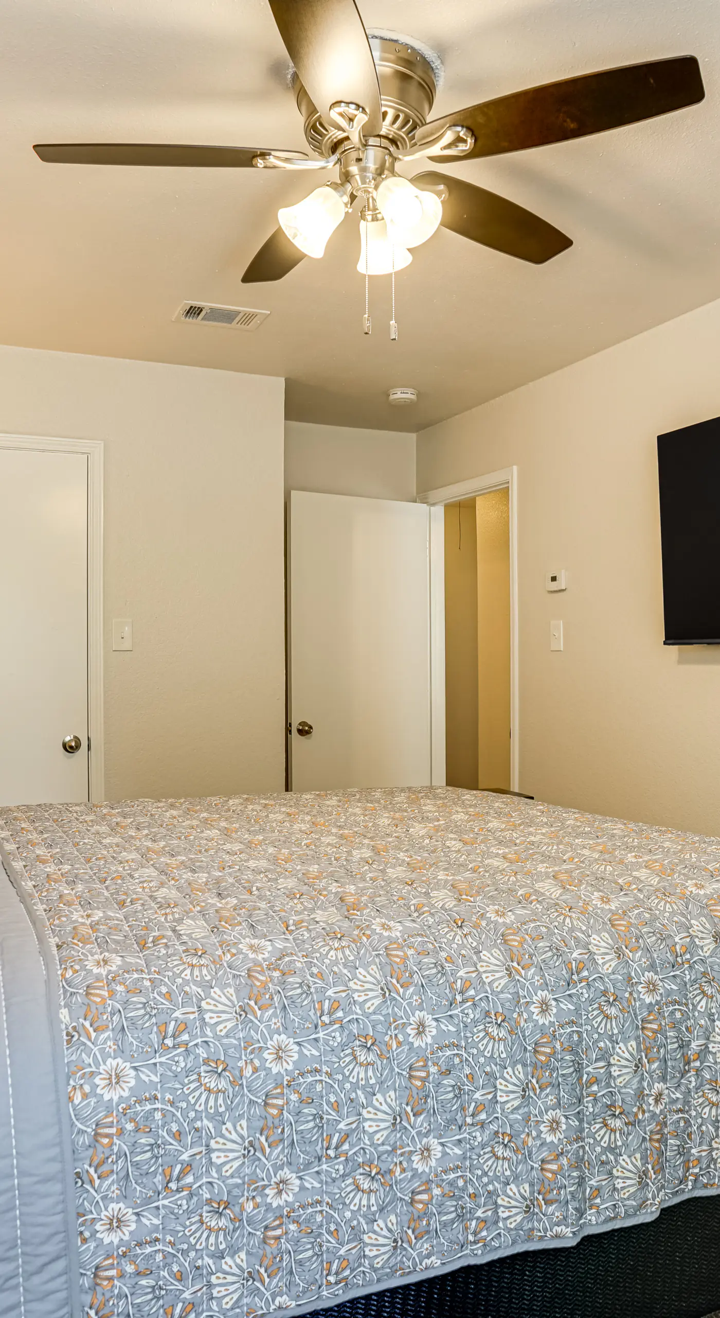 6 Mi to Epic Waters! Spacious Family Getaway