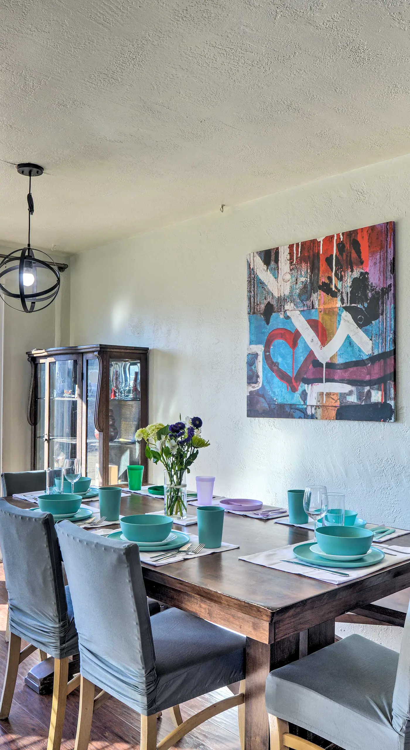 Vibrant ABQ Adobe Den: Mtn Views, Walk to Park!