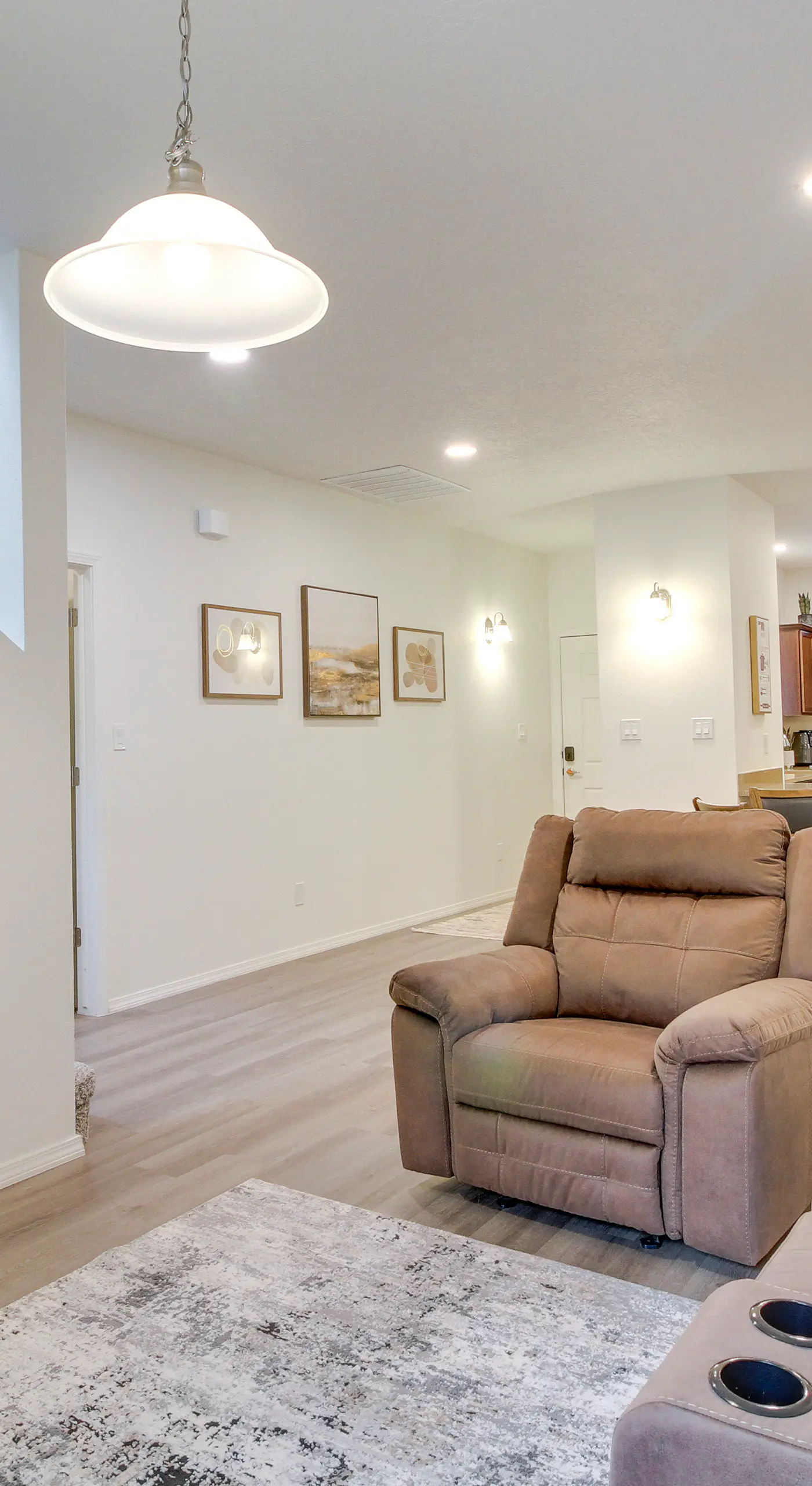 3 Mi to Downtown: WFH-Friendly ABQ Townhome!
