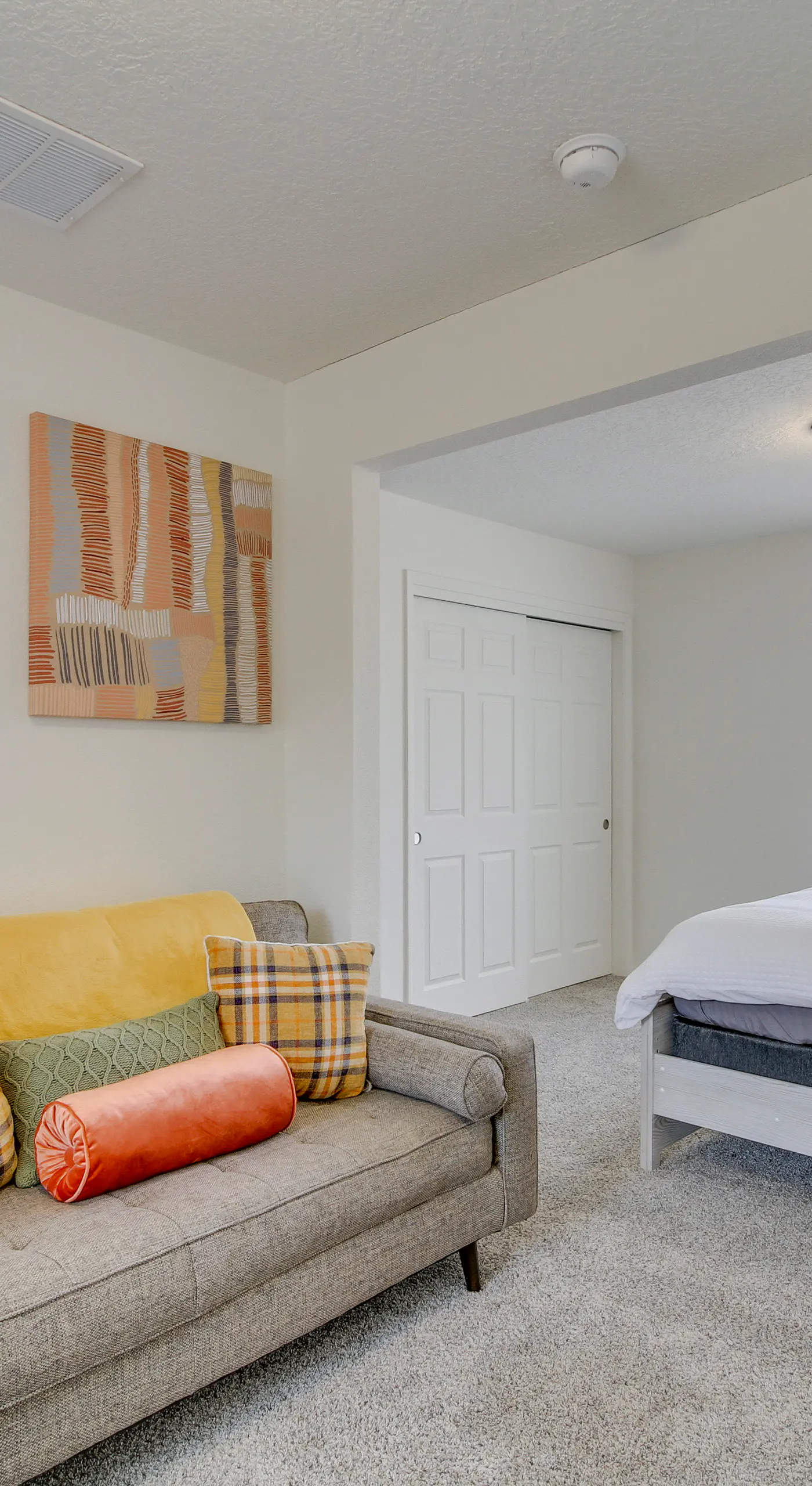 3 Mi to Downtown: WFH-Friendly ABQ Townhome!